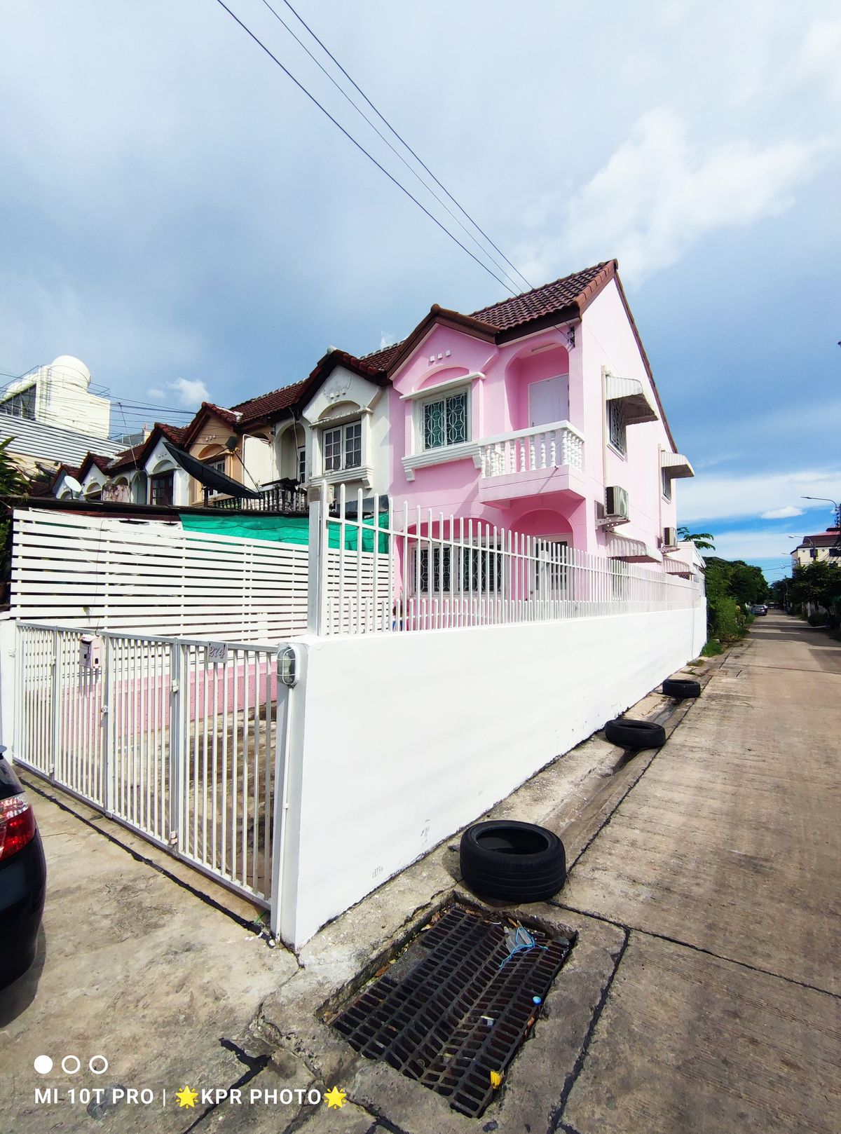 For RentTownhomeLadkrabang, Suwannaphum Airport : Rent a 2 -story townhome house for rent, Soi Lat Krabang 20/2 Soi Robinson