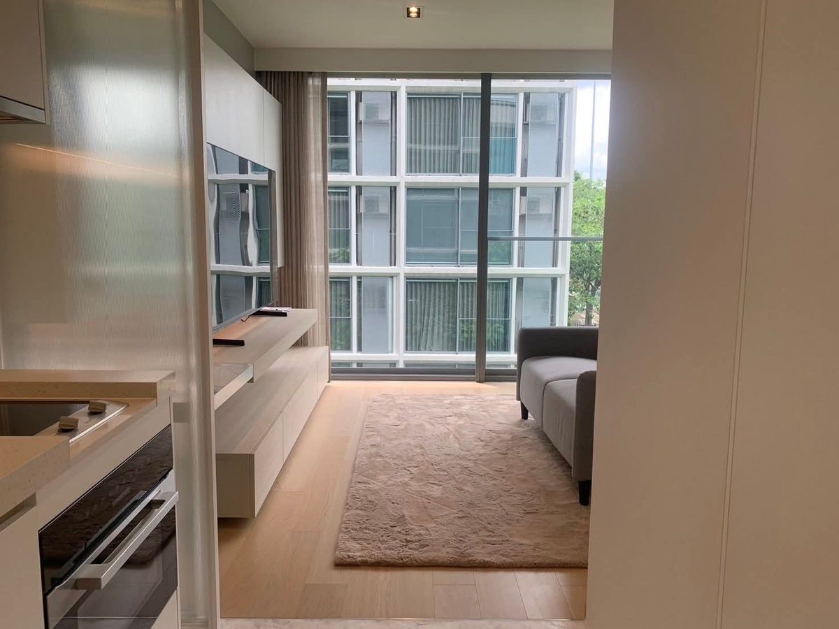 ให้เช่าคอนโดสุขุมวิท อโศก ทองหล่อ : 30,500 BHT/Month Scope Promsri, Corner, (Pet Firendly)