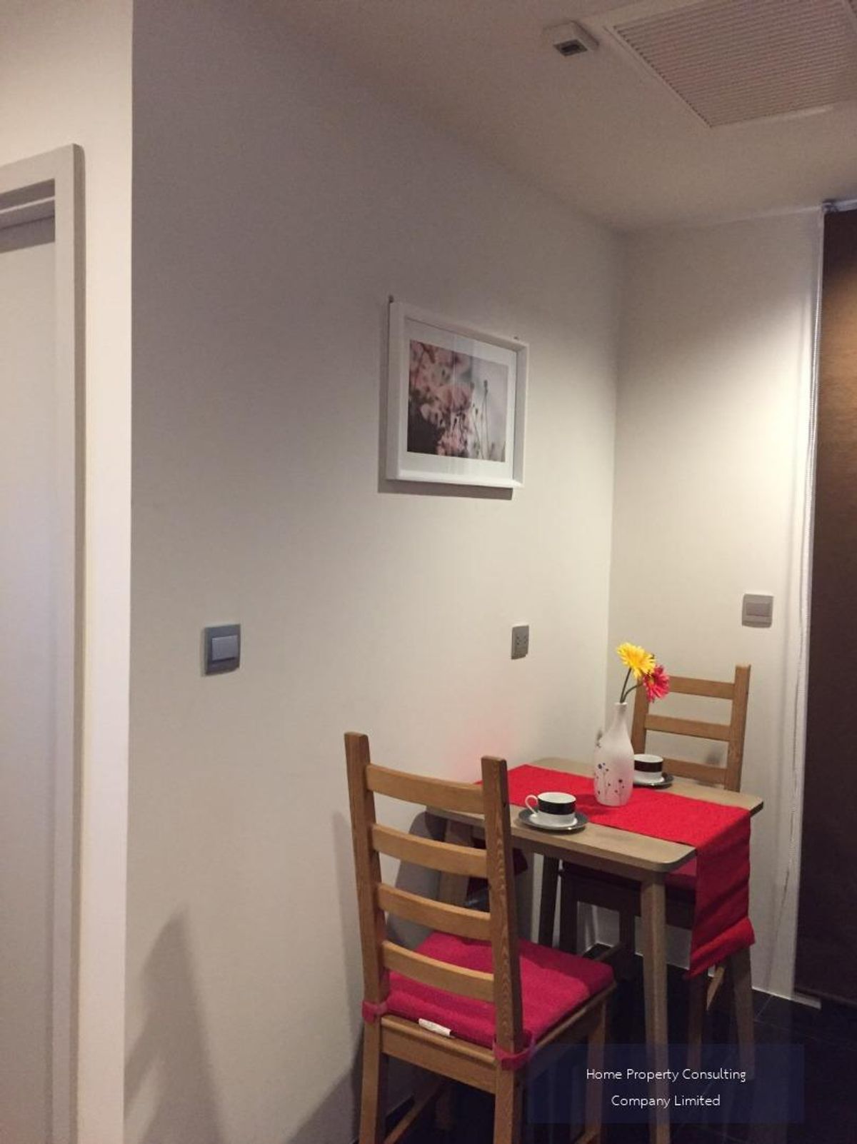 For SaleCondoSapankwai,Jatujak : Quick sale, cheap sales! Condo The Line Chatuchak-Morchit MRT Chatuchak Park (550 m/8 minutes) Interested in negotiating @condobkk (with @) Code H19970