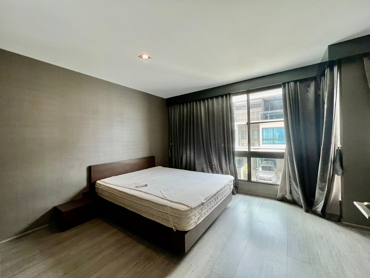 ขายทาวน์โฮมเกษตร นวมินทร์ ลาดปลาเค้า : 🔥 ขายด่วย ราคาพิเศษ ทาวน์โฮม 3 ชั้น The Landmark เอกมัย–รามอินทรา บ้านสวย Built in เกรด Premium  🔥