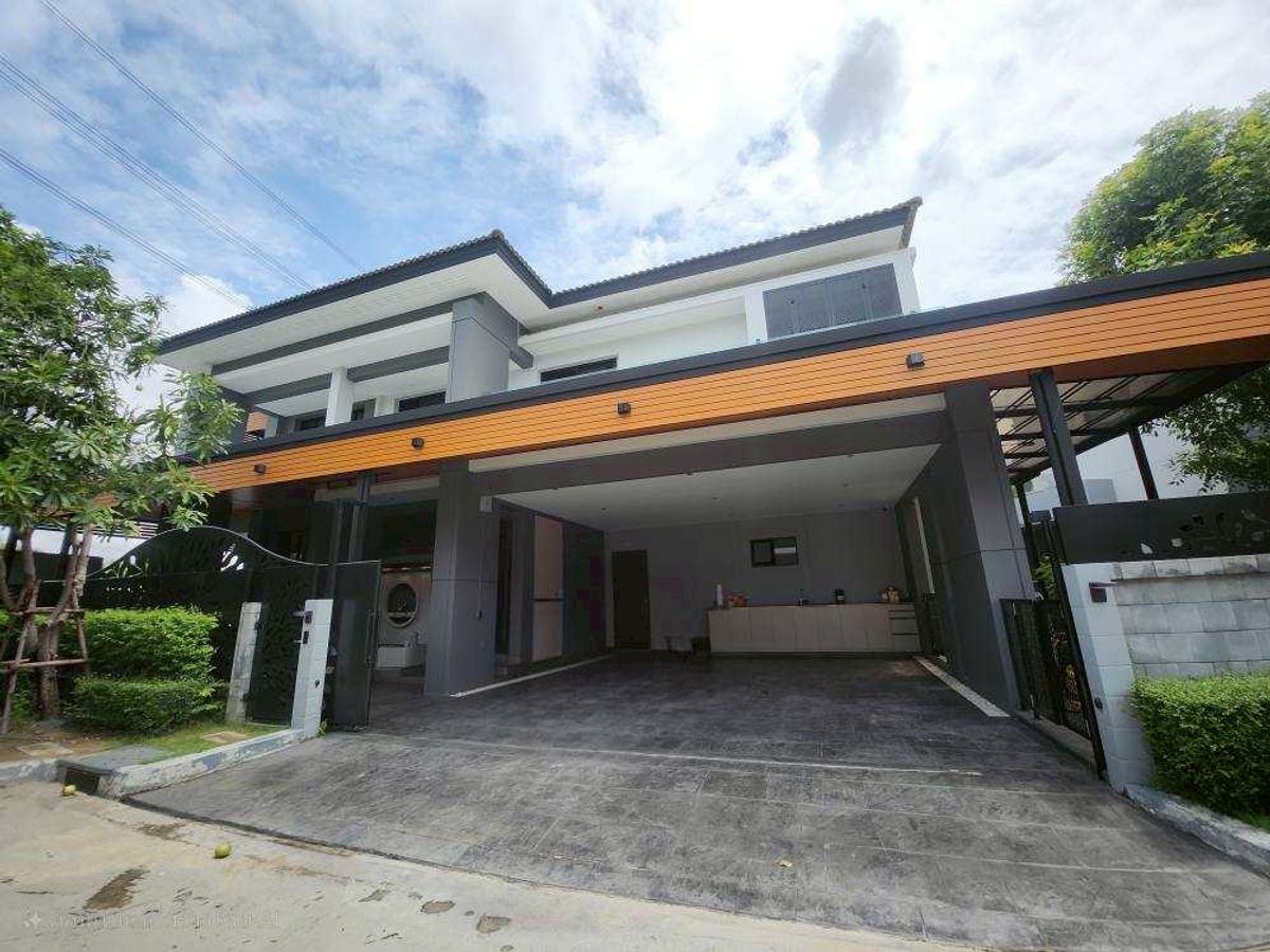 ให้เช่าบ้านบางนา แบริ่ง ลาซาล : For Rent | The City Bangna – KM.7 บ้านเดี่ยวหรูไซซ์ใหญ่ พร้อมอยู่ ในโครงการระดับพรีเมียม