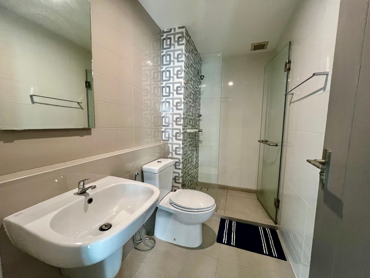 ขายทาวน์โฮมเกษตร นวมินทร์ ลาดปลาเค้า : 🔥 ขายด่วย ราคาพิเศษ ทาวน์โฮม 3 ชั้น The Landmark เอกมัย–รามอินทรา บ้านสวย Built in เกรด Premium  🔥