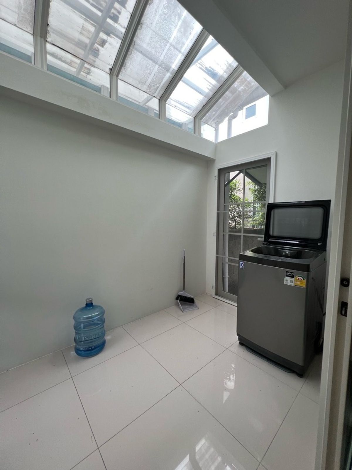 For RentHouseThaphra, Talat Phlu, Wutthakat : 🔥 Rent a beautiful house, Golden, this Sathorn