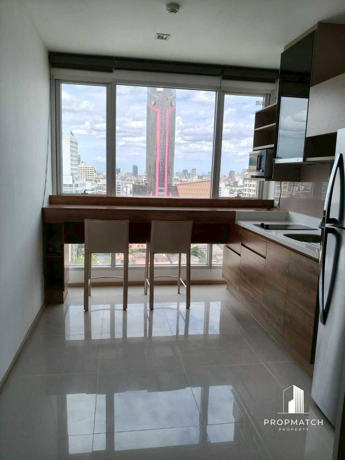 ขายคอนโดสะพานควาย จตุจักร : 🔥ทุบราคาโหด🔥คอนโดใจกลางอารีย์ Rhythm Phahol-Ari (1 bed 45 sqm) เพียง 4.44 MB เท่านั้น‼️ Tel.093-9796392