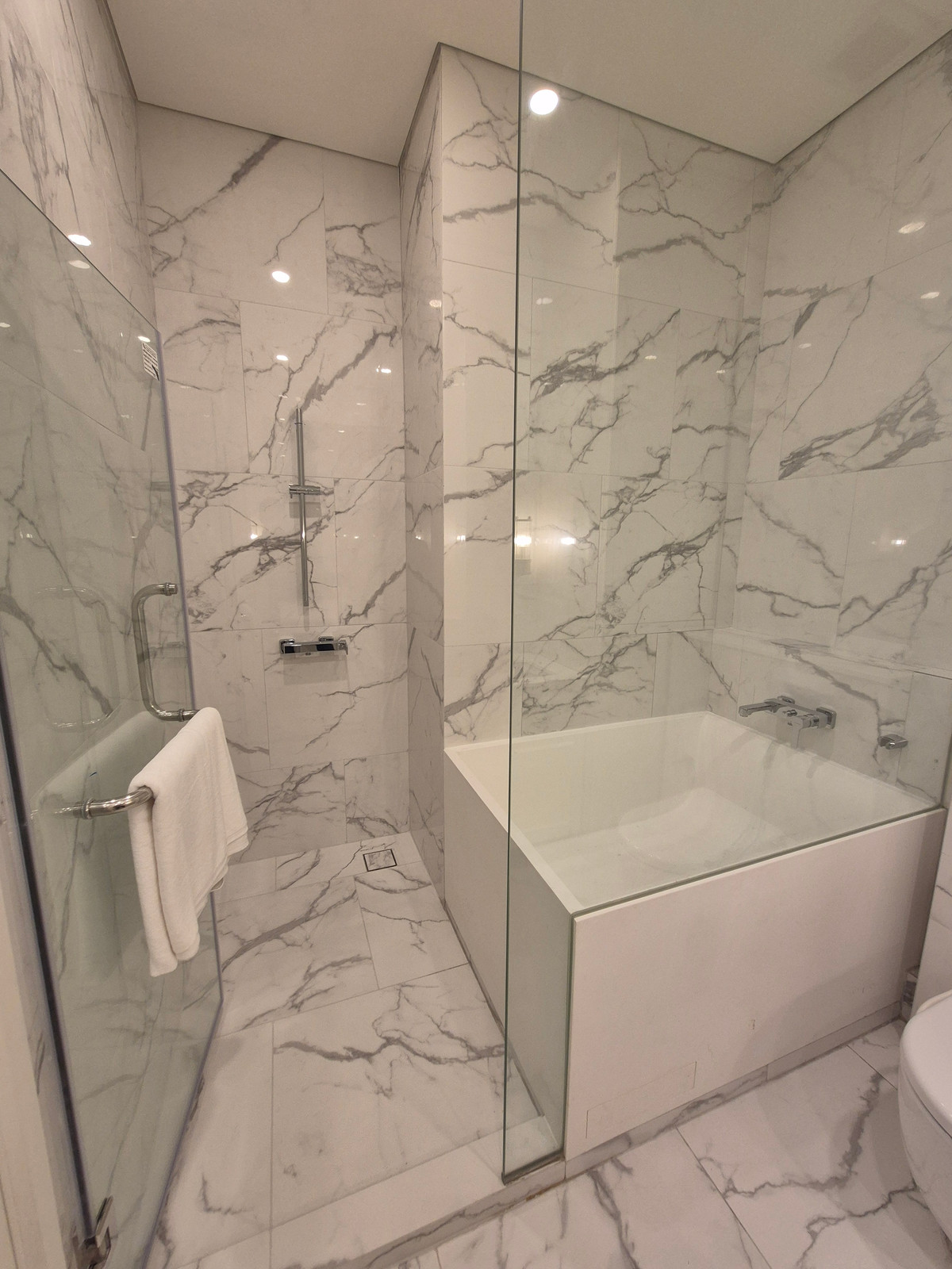 For SaleCondoRama9, Petchburi, RCA : 🔥( DUPLEX PENTHOUSE!! ) Landmark @MRTA Station Rama 9, hotel-style services, Branded Residences