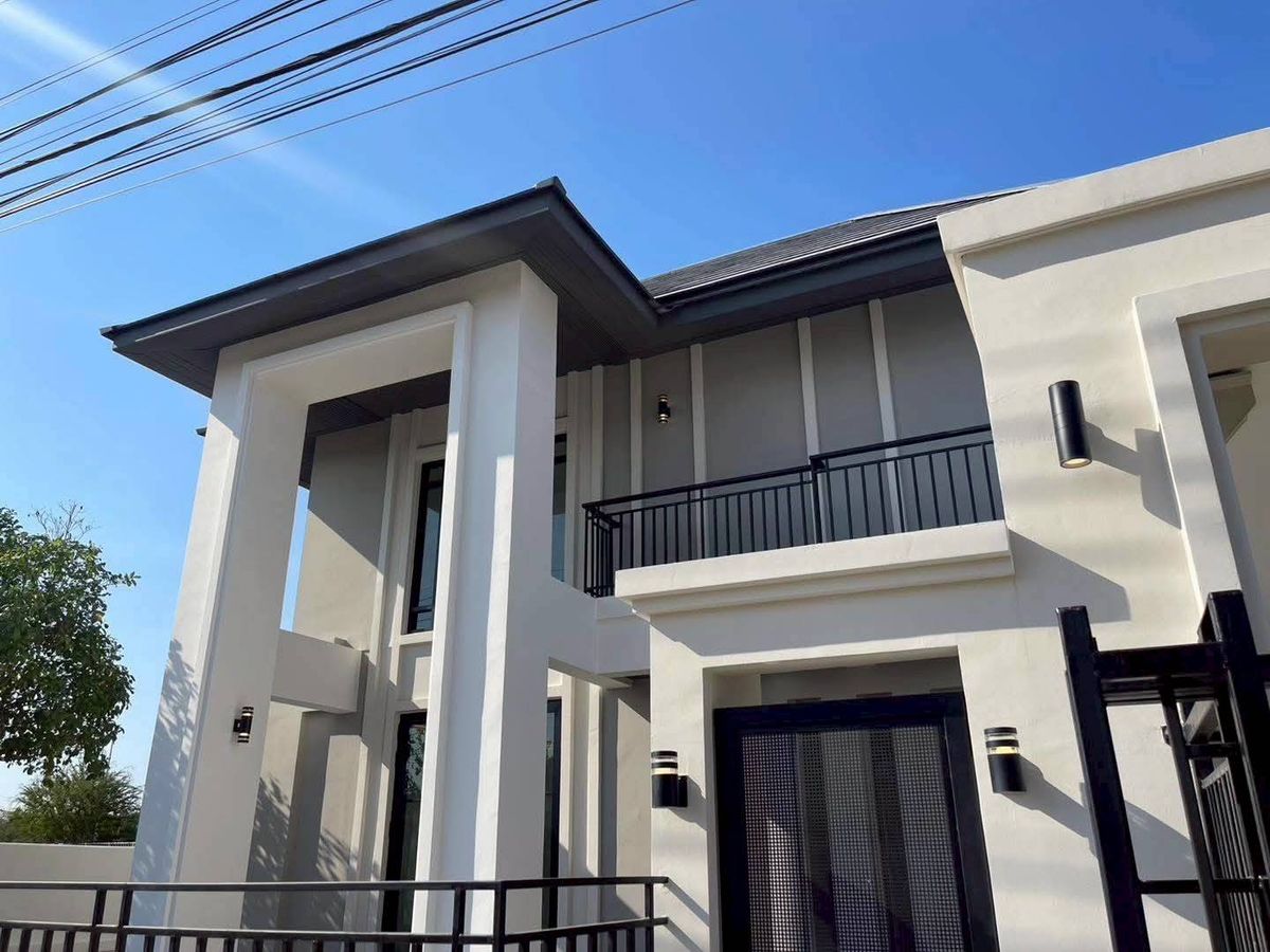 ♠ Modern detached house ♠ 2 layers | Land size 113.00 sq.w. Usable area 350.00 sq.m. | 4 bedrooms, 5 bathrooms, 2 parking spaces | Near Phutthamonthon Market Loading...