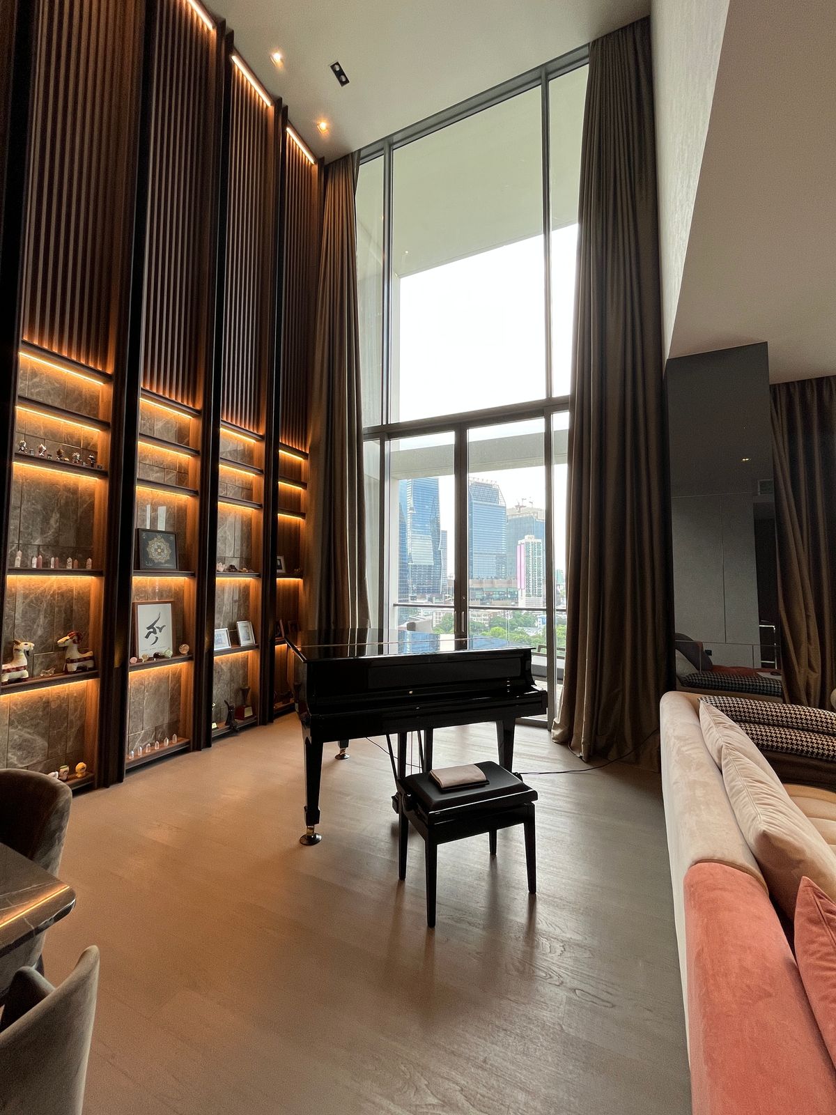 For SaleCondoSathorn, Narathiwat : ✨The Sukhothai Residences✨2 bedrooms, 3 bathrooms, size 209 sq m, near BTS Sala Daeng Tel.0982645161