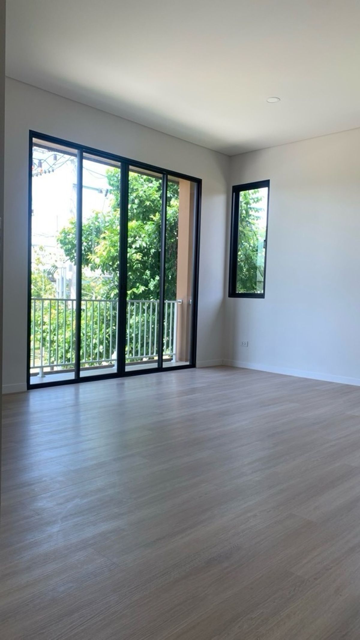 For SaleHousePathum Thani,Rangsit, Thammasat : 📢👇Elegant Modern Home  MAGNOLIA – a perfectly sized single house with smart design in a prime location.Close to leading universities, shopping malls, and easily accessible from the city.