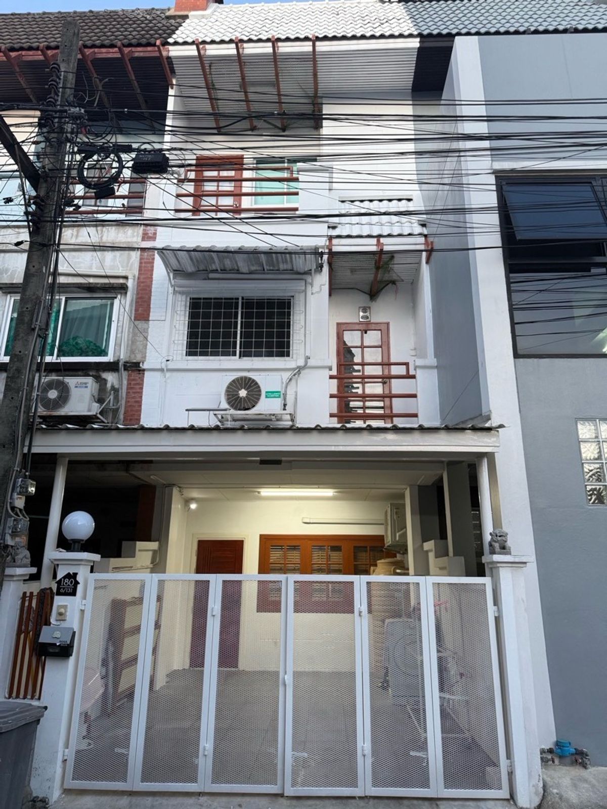 ขายทาวน์โฮมโชคชัย4 ลาดพร้าว71 : 📣ขายทาวน์เฮ้า 3 ชั้น ซอยนาคนิวาส 38 