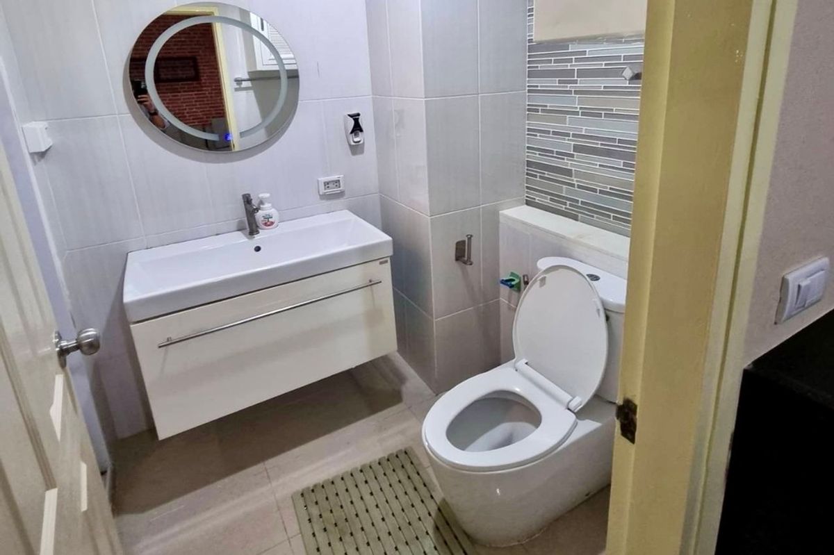 For SaleCondoLadprao, Central Ladprao : 🔥 For Sale !!🔥 Code C20250600023..........Life @ Ladprao 18, 1 bedroom, 1 bathroom, City View, high floor 16++, furnished, Special Deal!!📣📣