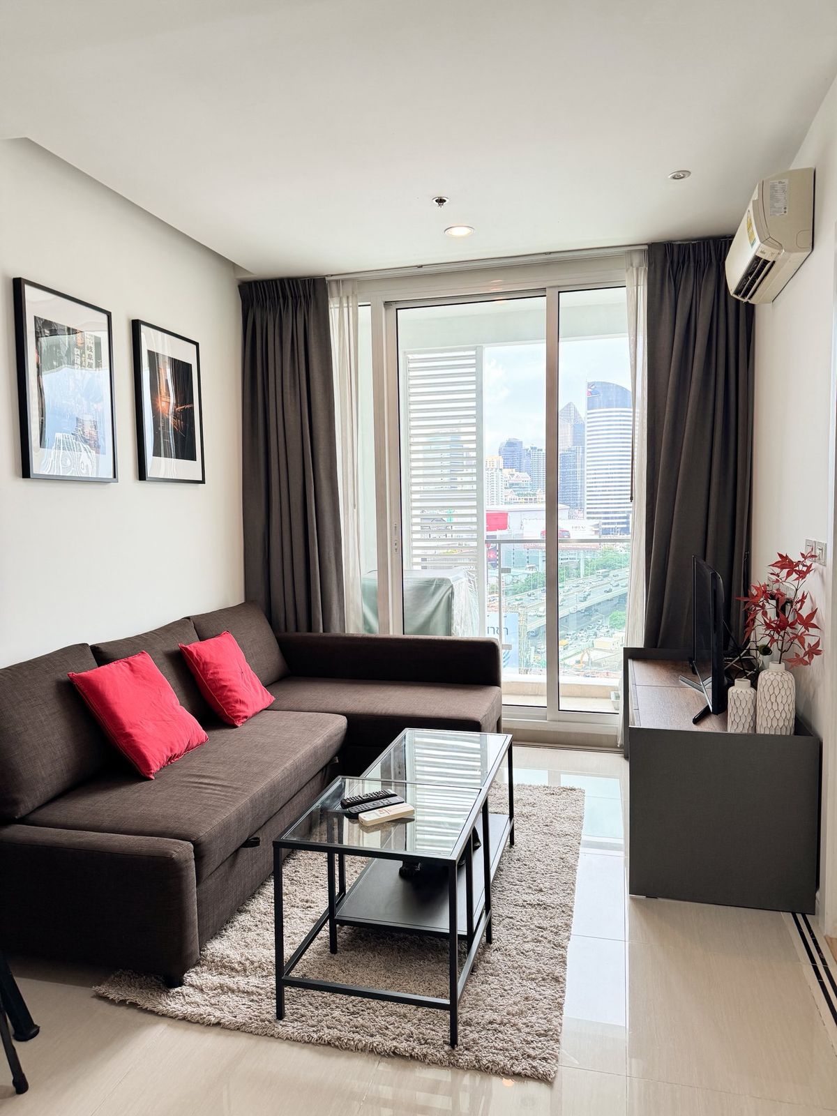 For RentCondoRama9, Petchburi, RCA : 🍀 For rent, TC Green 🍀 Interested in adding LINE @zcondo (with @prefix) 🔥 C4218