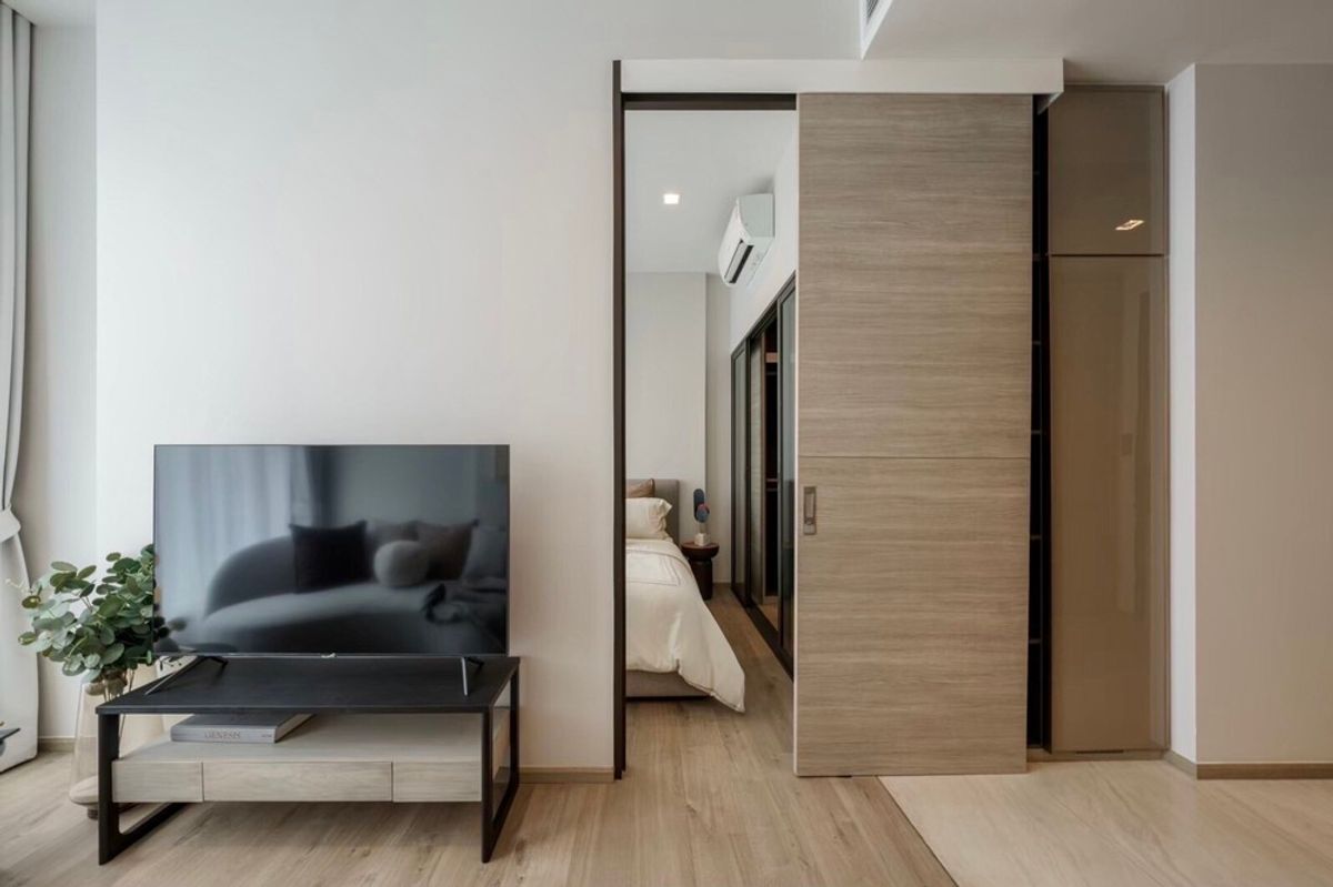 For SaleCondoLadprao, Central Ladprao : 🔥 For Sale !! The Crest Park Residences, 1 bedroom, 1 bathroom, East Facing, high floor 33++ !!🔥Code C20250100028 furnished, Special Deal!!📣📣