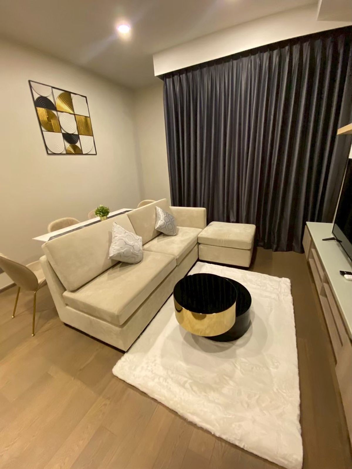 ให้เช่าคอนโดราชเทวี พญาไท : SN888417 Luxury Condo for Rent @ Park Origin 