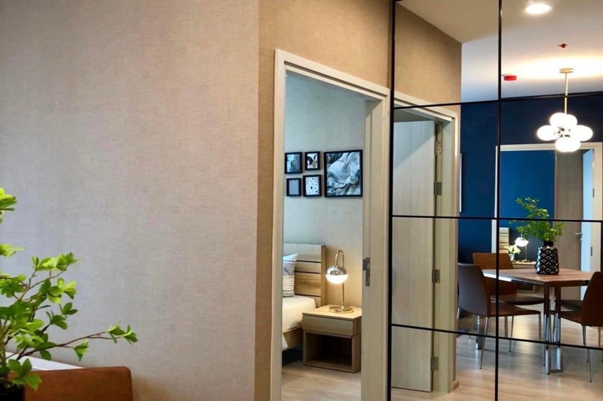 คอนโดรัชดา ห้วยขวาง : 🔥 สำหรับขาย - เช่า !!🔥 Code C20230600935..........Noble Revolve Ratchada 2, 2 ห้องนอน, 1 ห้องน้ำ, ชั้นสูง 11++, แต่งครบ, พร้อมเข้าอยู่, ราคาพิเศษ!!📣📣