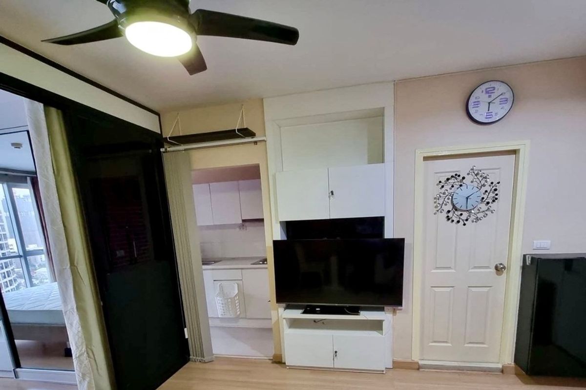 For SaleCondoLadprao, Central Ladprao : 🔥 For Sale !!🔥 Code C20250600023..........Life @ Ladprao 18, 1 bedroom, 1 bathroom, City View, high floor 16++, furnished, Special Deal!!📣📣