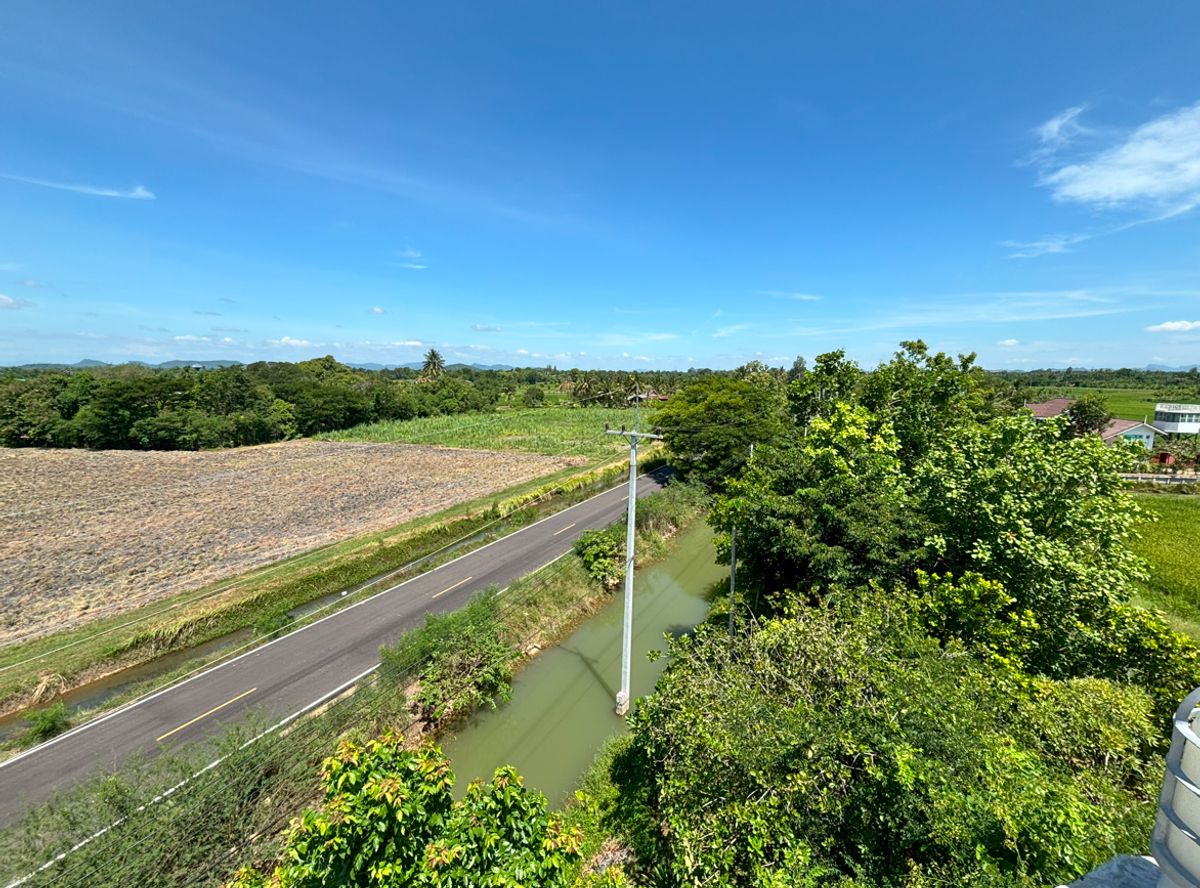 ขายบ้านราชบุรี : ขายบ้านพักต่างอากาศ อ.บ้านโป่ง จ.ราชบุรี เหมาะกับเป็นที่พักอาศัยหรือดัดแปลงเป็นร้านอาหาร คาเฟ่ได้ 