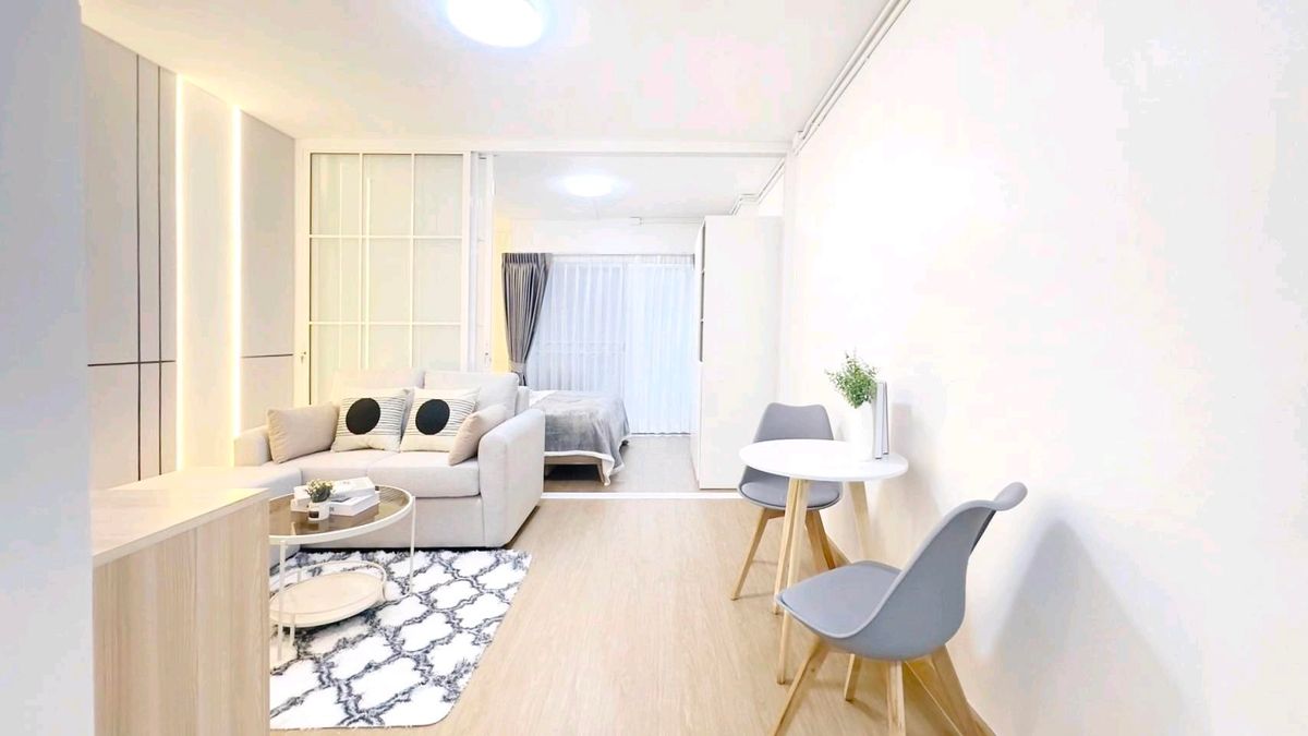 For SaleCondoOnnut, Udomsuk : Looking for it, right? This room answers! Low installments near the train. Walk to BTS in 5 minutes! Life doesnt have to be in a hurry. If there is a condo near BTS like this 🏡 Baan Chomdao onnut (Chom On Nut Dao)