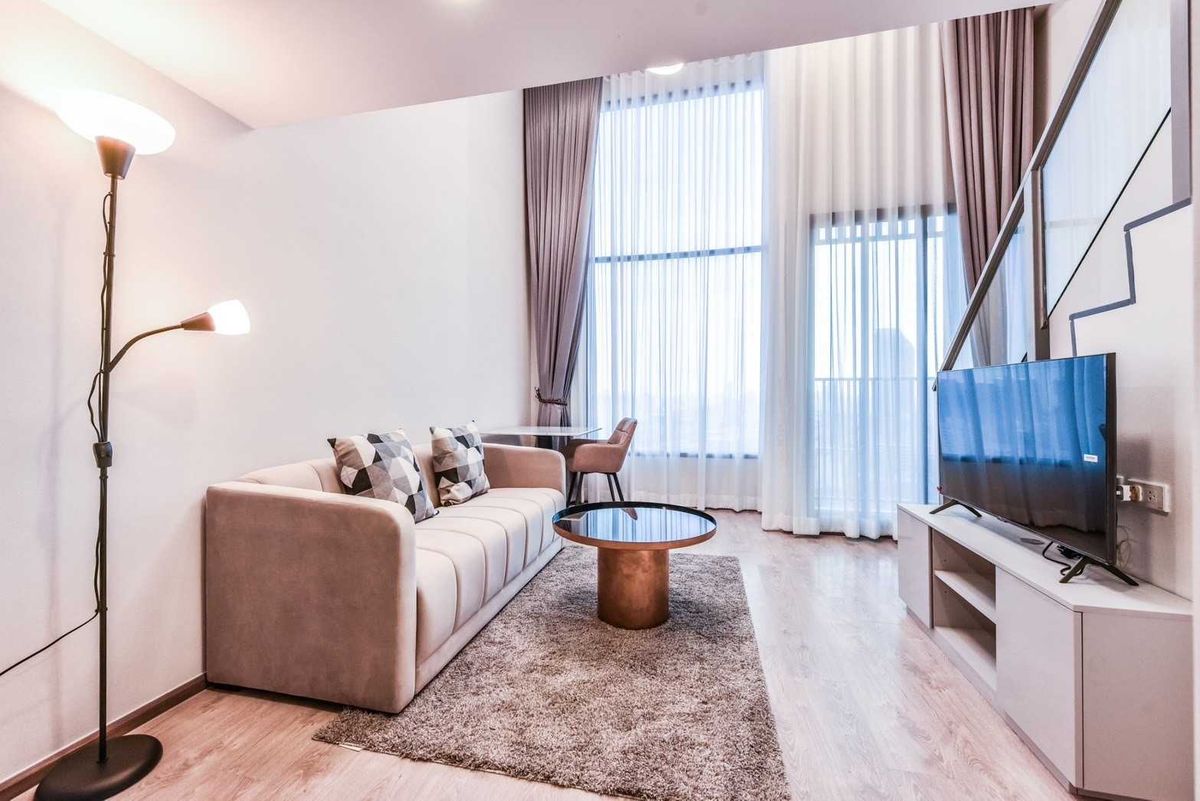 For RentCondoRatchadapisek, Huaikwang, Suttisan : Condo for Rent: Soho Bangkok Ratchada, 38 sq.m., Near MRT Huai Khwang
