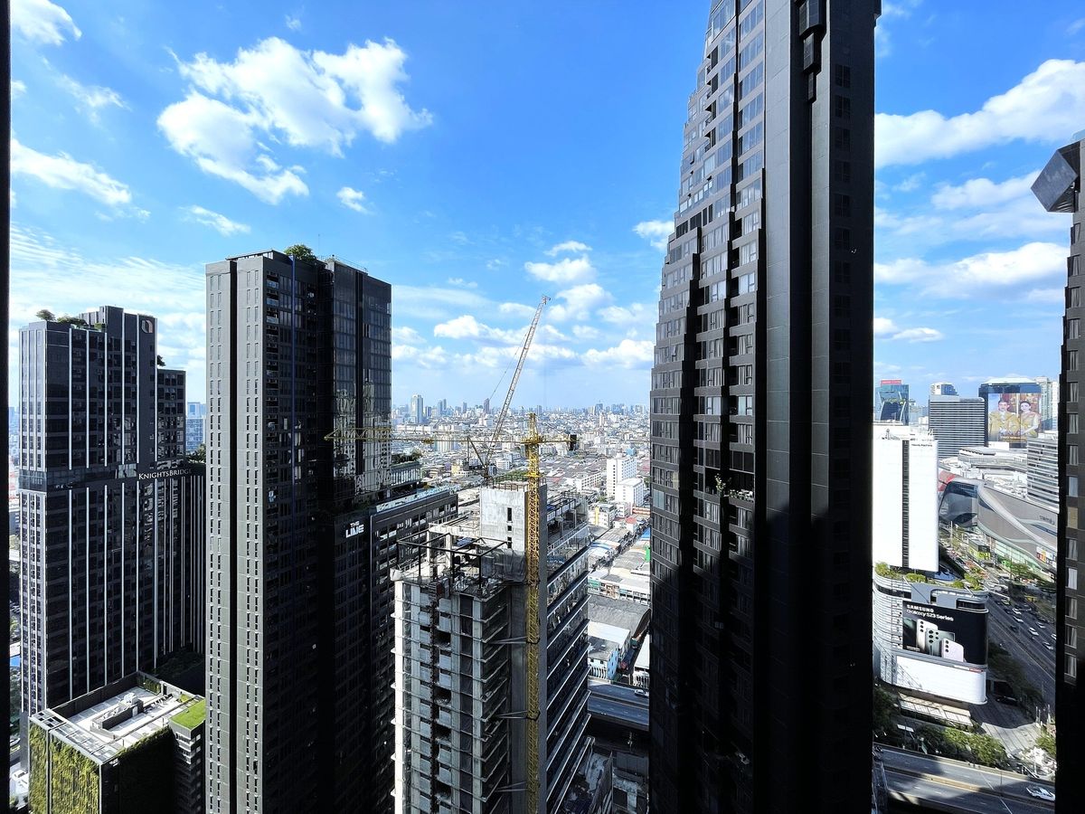 For RentCondoRama9, Petchburi, RCA : For rent Life Asoke Rama 9 Price 25,000 baht [MKr250635]