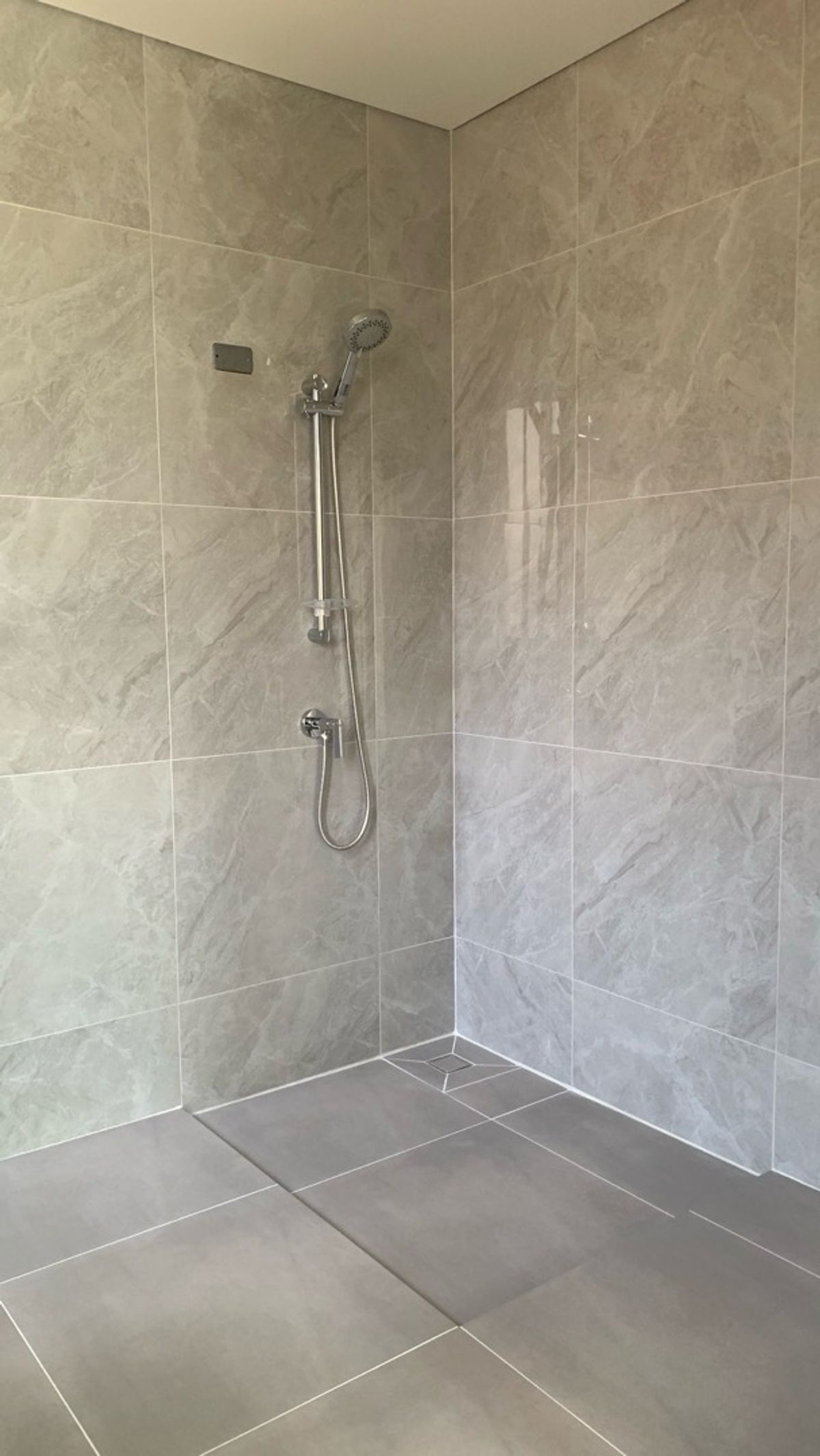 ขายบ้านปทุมธานี รังสิต ธรรมศาสตร์ : 📢👇 บ้านเดี่ยว เรียบหรู แบบบ้าน CAMELIA ขนาดกำลังดี ดีไซน์ลงตัว ทำเลดี ใกล้ห้างสรรพสินค้า มหาวิทยาลัยชั้นนำ เดินทางสะดวก