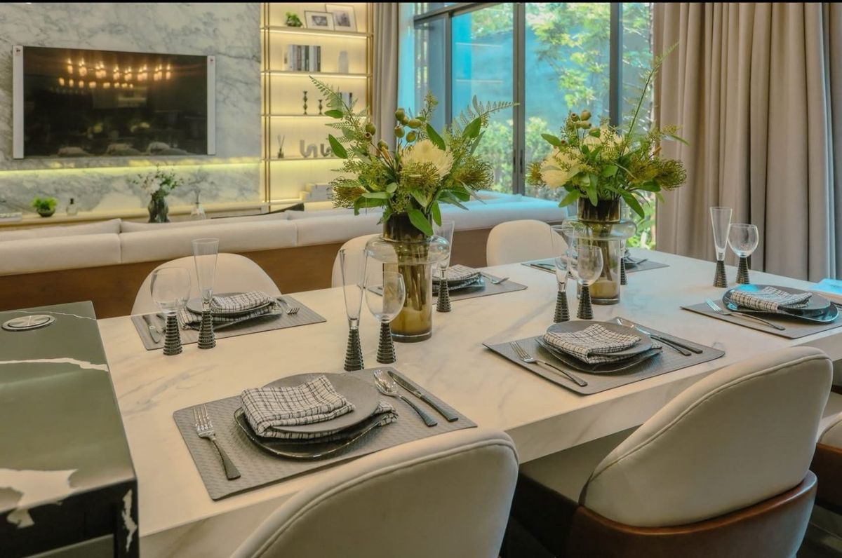 ให้เช่าบ้านสะพานควาย จตุจักร : 📢👇บ้านเดี่ยว 3 ชั้น ระดับ Super Luxury  พร้อมลิฟต์และสระว่ายน้ำส่วนตัว เดินทางสะดวกเข้าออกได้หลายเส้นทาง