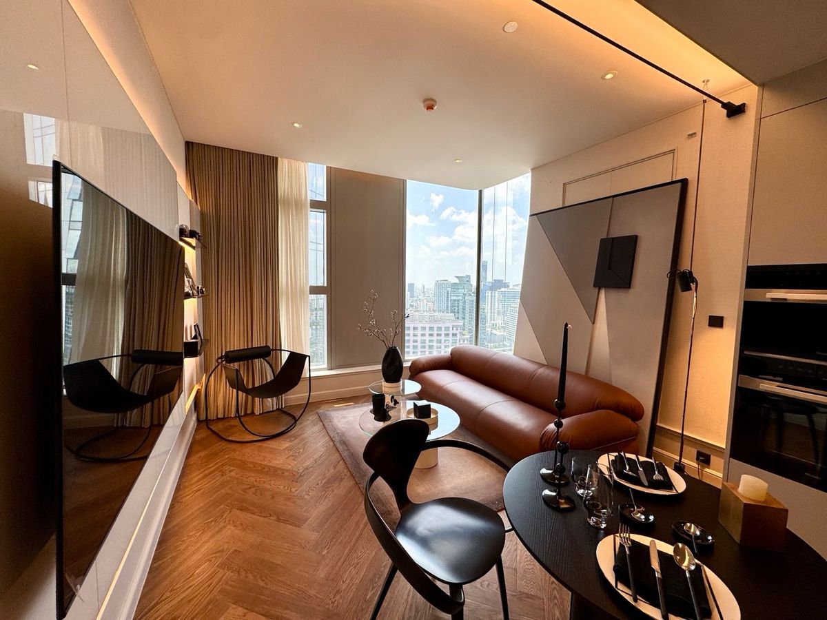 ขายคอนโดสุขุมวิท อโศก ทองหล่อ : Live in Super Prime Bangkok With All Penthouse Neighborhood With Touchable Price Tell 0946503223