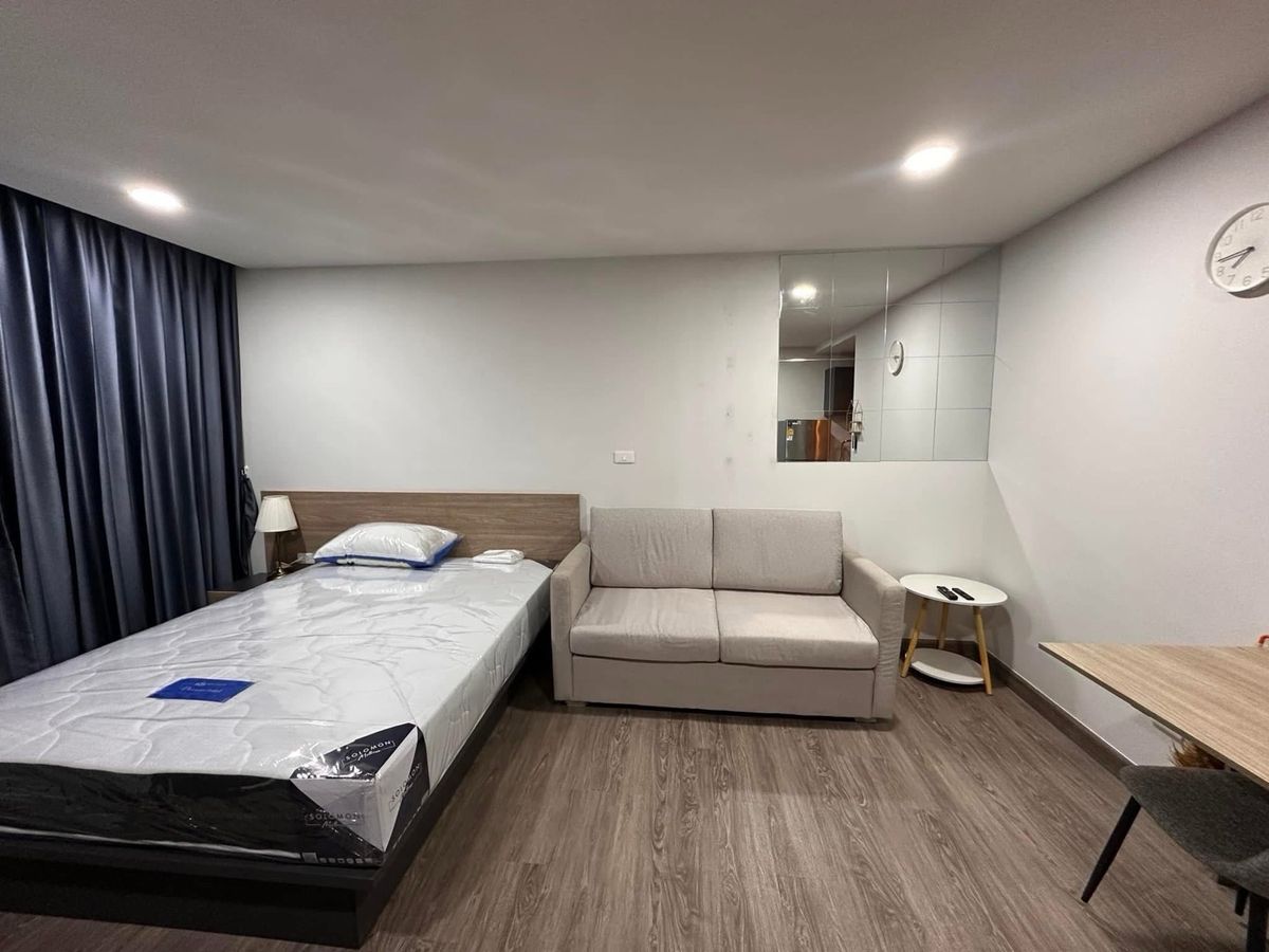 For RentCondoWongwianyai, Charoennakor : ⭐️Flexi Sathon - Charoennakhon⭐️ Free room ready to move, hurry to book before the room is rare‼ ️