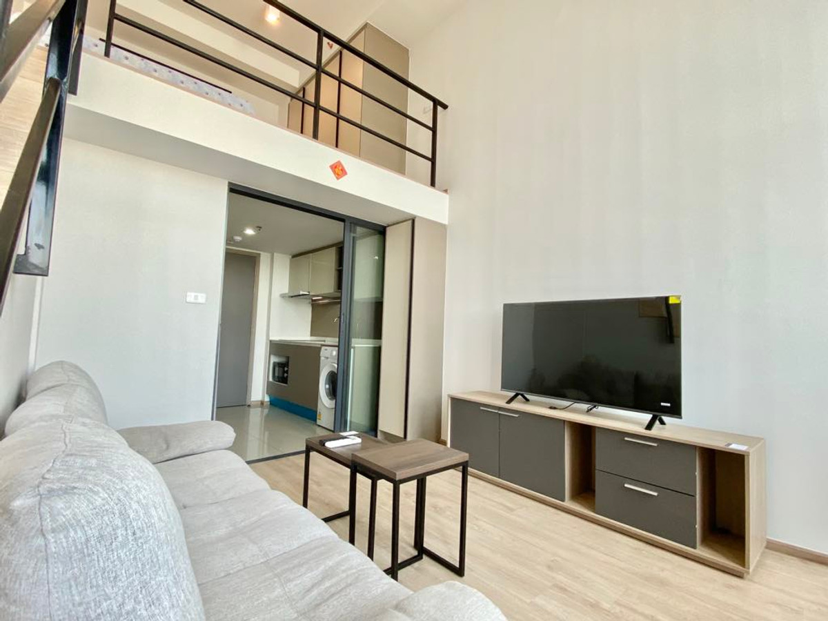 IDEO Rama 9 - Asoke 2BED 2BATH CORNER ROOM Loading...