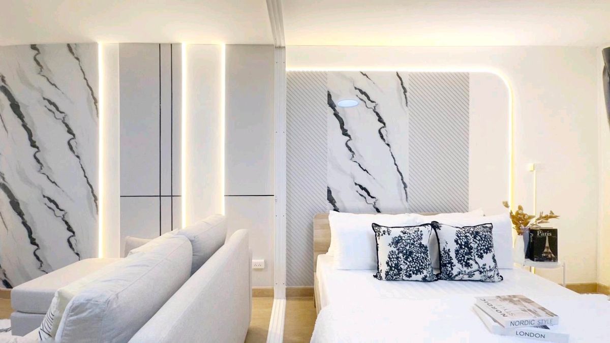 For SaleCondoOnnut, Udomsuk : Looking for it, right? This room answers! Low installments near the train. Walk to BTS in 5 minutes! Life doesnt have to be in a hurry. If there is a condo near BTS like this 🏡 Baan Chomdao onnut (Chom On Nut Dao)