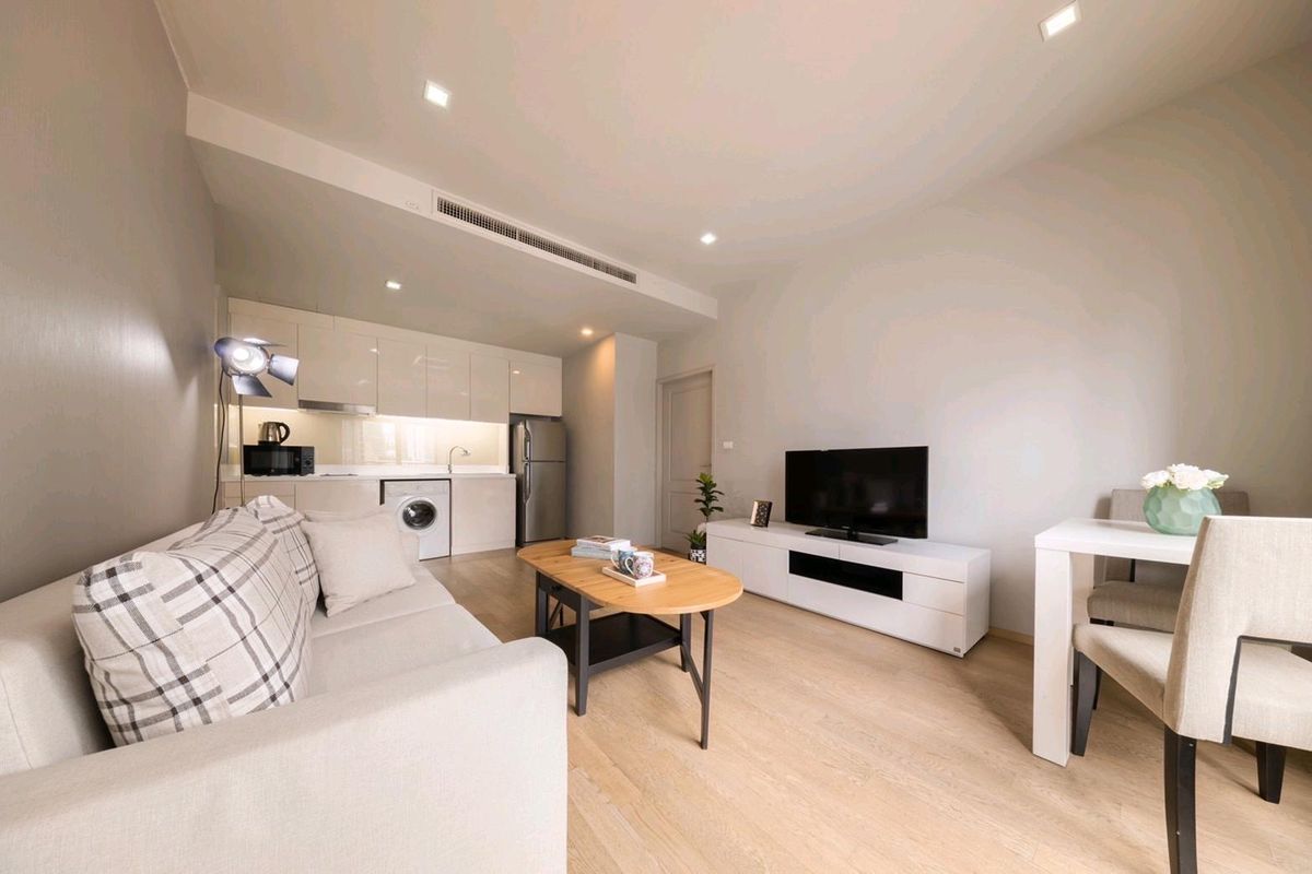 ให้เช่าคอนโดสุขุมวิท อโศก ทองหล่อ : Noble Refine Sukhumvit 26