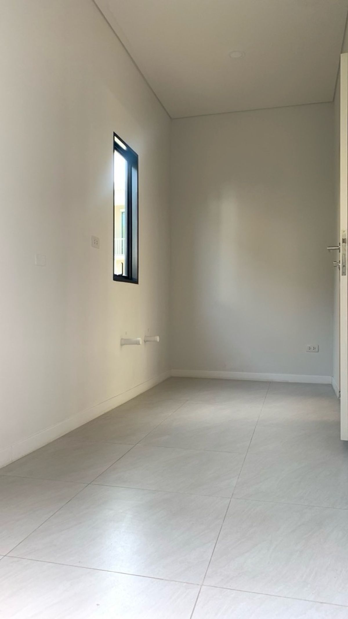 ขายบ้านปทุมธานี รังสิต ธรรมศาสตร์ : 📢👇 บ้านเดี่ยว เรียบหรู แบบบ้าน CAMELIA ขนาดกำลังดี ดีไซน์ลงตัว ทำเลดี ใกล้ห้างสรรพสินค้า มหาวิทยาลัยชั้นนำ เดินทางสะดวก