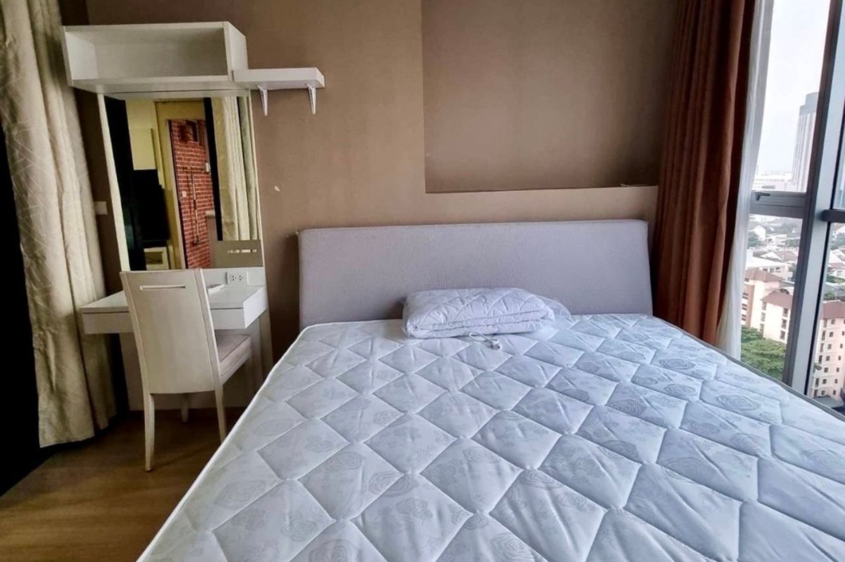 For SaleCondoLadprao, Central Ladprao : 🔥 For Sale !!🔥 Code C20250600023..........Life @ Ladprao 18, 1 bedroom, 1 bathroom, City View, high floor 16++, furnished, Special Deal!!📣📣