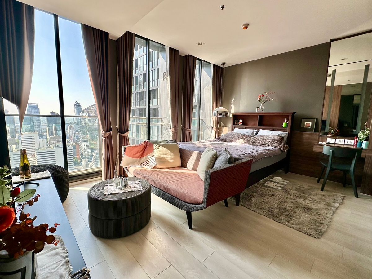 For RentCondoWitthayu, Chidlom, Langsuan, Ploenchit : !! Beautiful room for rent. NOBLE PLOENCHIT. Near BTS Ploenchit.