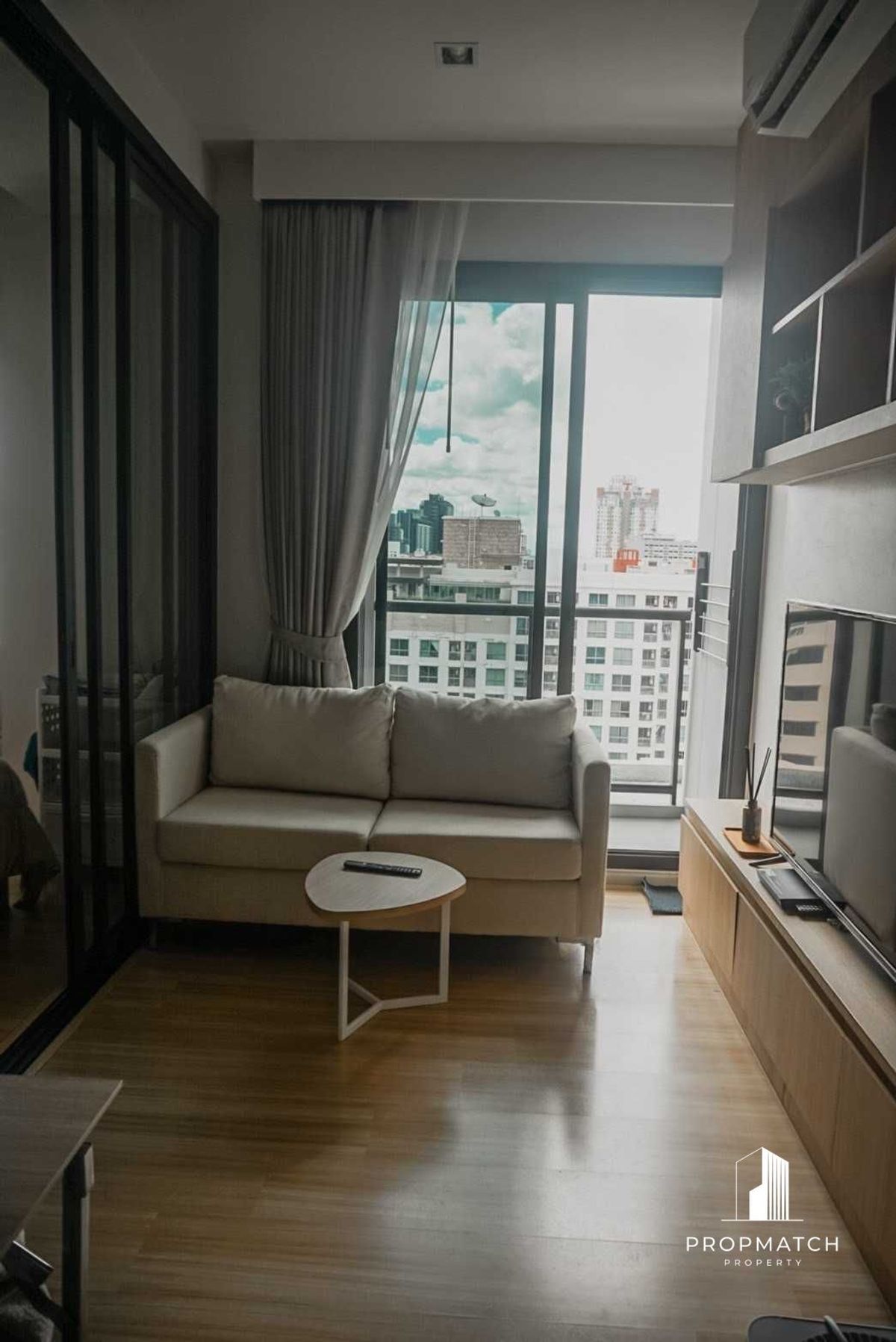ให้เช่าคอนโดสะพานควาย จตุจักร : ✨Flash Deal ✨M Jatujak (1Bed1Bath32SQM.) แต่งครบพร้อมอยู่ !! เพียง 19,000 บาทต่อเดือน Tel.0981315848 @propmatch