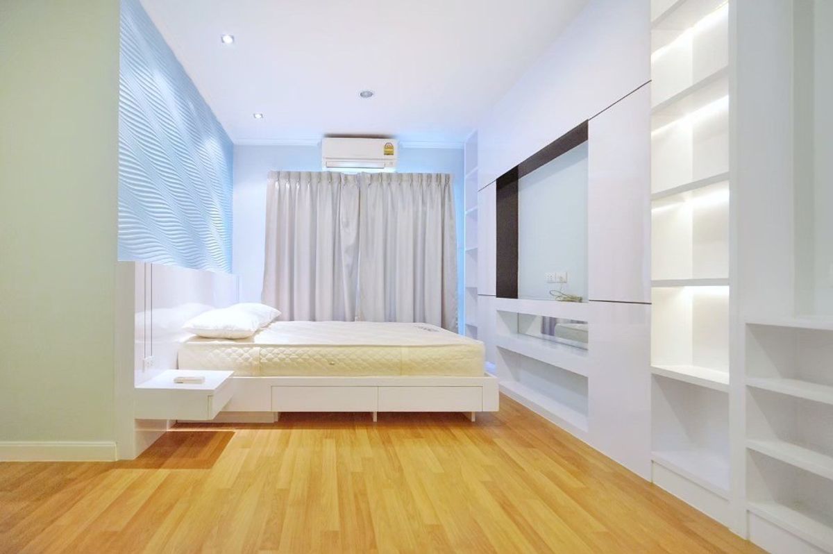 ขายคอนโดพระราม 3 สาธุประดิษฐ์ : Lumpini Park Riverside Rama 3 / 2 Bedrooms (FOR SALE), ลุมพินี พาร์ค ริเวอร์ไซด์ พระราม 3 / 2 ห้องนอน (ขาย) MHOW595
