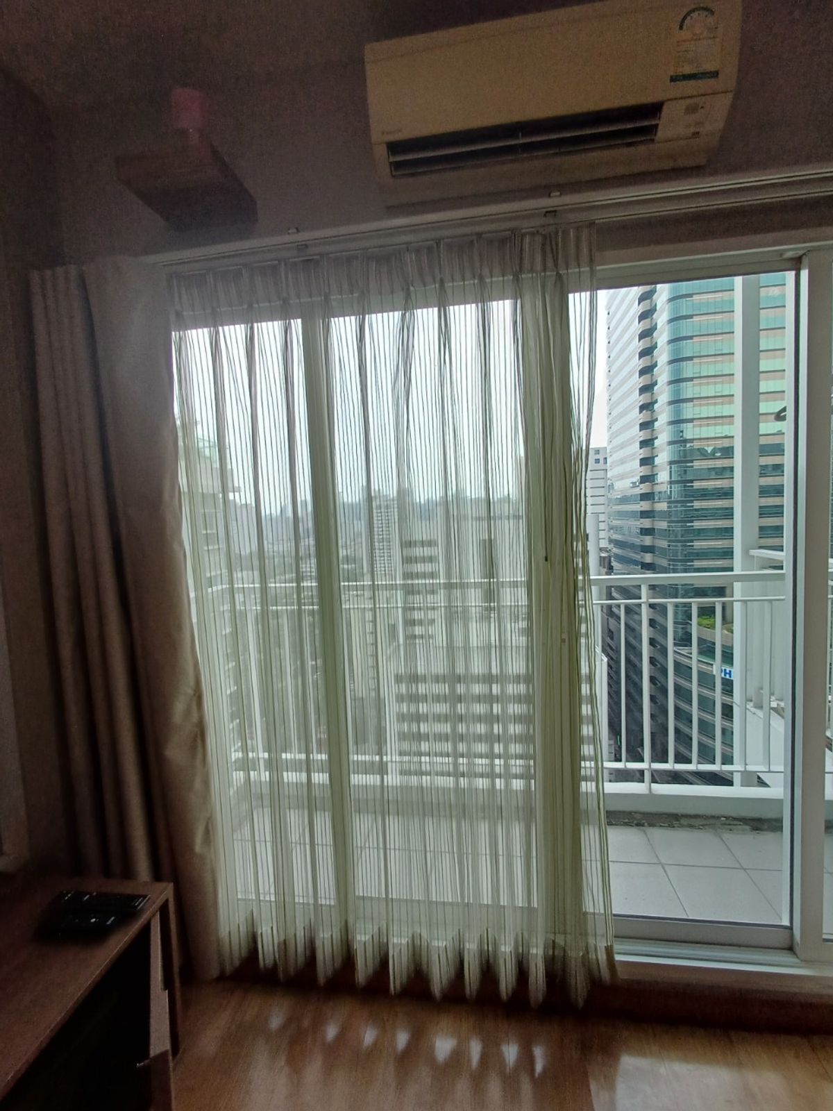 ขายคอนโดพระราม 9 เพชรบุรีตัดใหม่ RCA : The Parkland Grand Asoke - Phetchaburi / 1 Bedroom (SALE WITH TENANT), เดอะ พาร์คแลนด์ แกรนด์ อโศก - เพชรบุรี / 1 ห้องนอน (ขายพร้อมผู้เช่า) TARN185