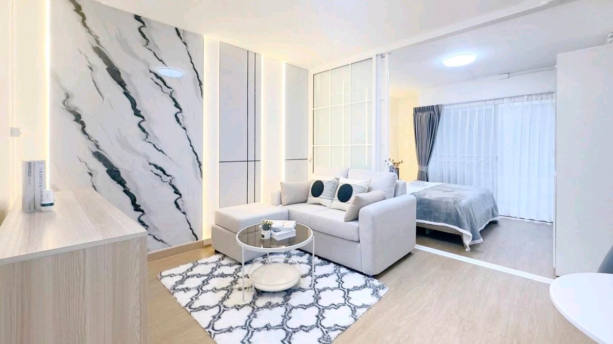 For SaleCondoOnnut, Udomsuk : Looking for it, right? This room answers! Low installments near the train. Walk to BTS in 5 minutes! Life doesnt have to be in a hurry. If there is a condo near BTS like this 🏡 Baan Chomdao onnut (Chom On Nut Dao)