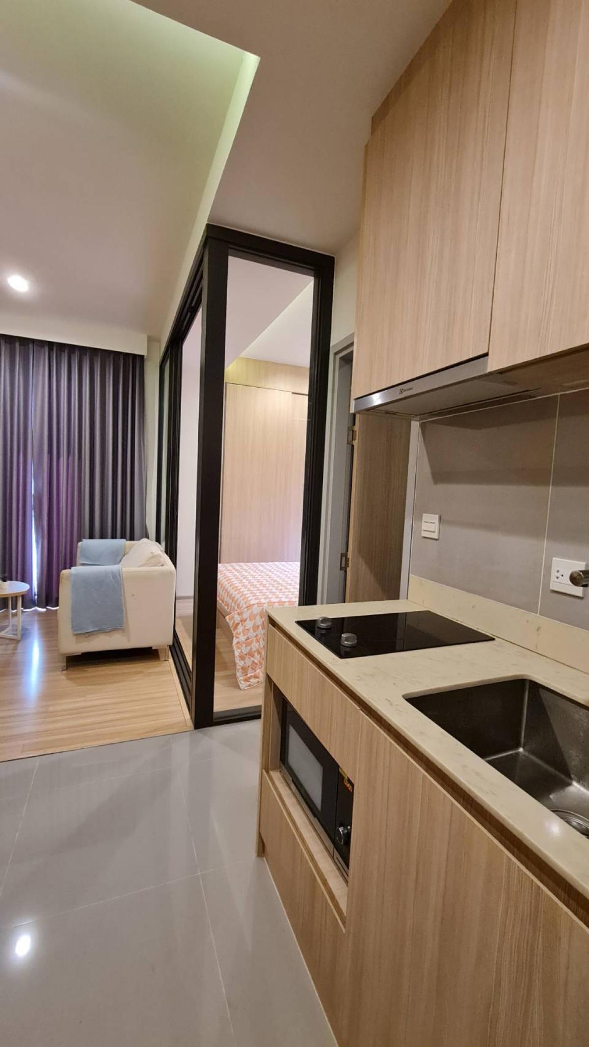 ให้เช่าคอนโดสะพานควาย จตุจักร : 24/03/2026, ใกล้ BTS/MRT หมอชิต! คอนโด 1 ห้องนอน สะดวกสบายทุกการเดินทาง เช่าเพียง 19,000 บาท/เดือน **M Jatujak** - ใจกลางจตุจักรครบครันทุกสิ่ง! 0642748883