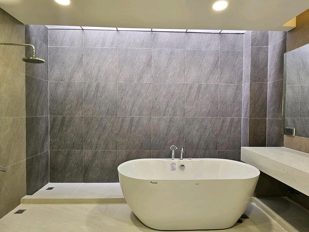 ขายลาดพร้าว เซ็นทรัลลาดพร้าว : 001FSI🔥 รีโนเวทใหม่ บ้านหรู 2 ชั้น พหลโยธิน 23 เพียง 12.5 ล้าน!💰