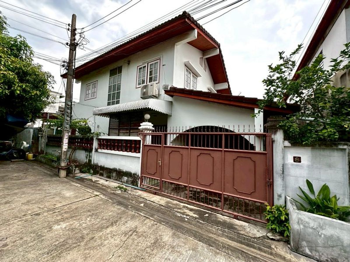 ขายบ้านนนทบุรี บางใหญ่ บางบัวทอง : 🏡 บ้านเดี่ยว 2 ชั้น พร้อมห้องแยกหลังบ้าน📍 ซอยทานสัมฤทธิ์ 18/5 เมืองนนทบุรี – ใกล้รถไฟฟ้าสายสีชมพู สถานีสนามบินน้ำ