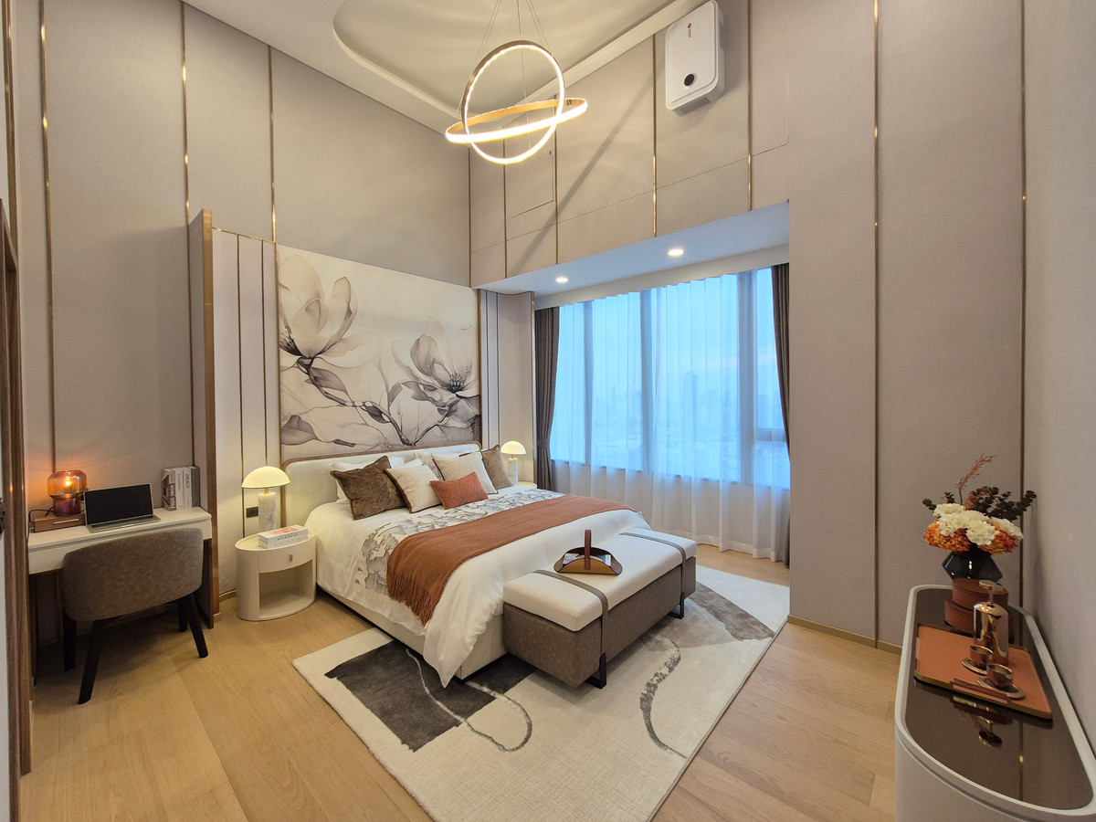 For SaleCondoRama9, Petchburi, RCA : 🔥( DUPLEX PENTHOUSE!! ) #Biggest room Landmark @MRTA Station Rama 9, hotel-style service Branded Residences