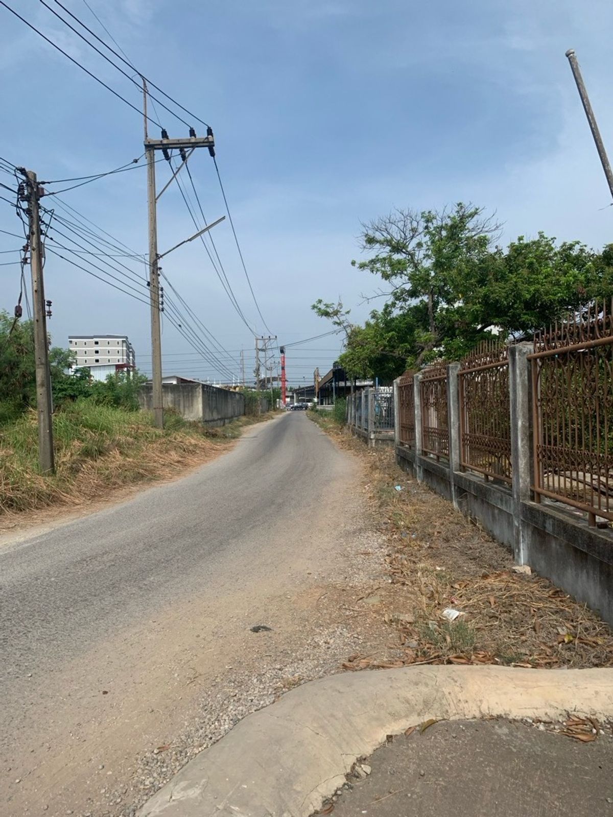 ขายที่ดินมหาชัย สมุทรสาคร : ขายที่ดินสีม่วง 2 ไร่ สมุทรสาคร กระทุ่มแบน ถนนเศรษฐกิจ1