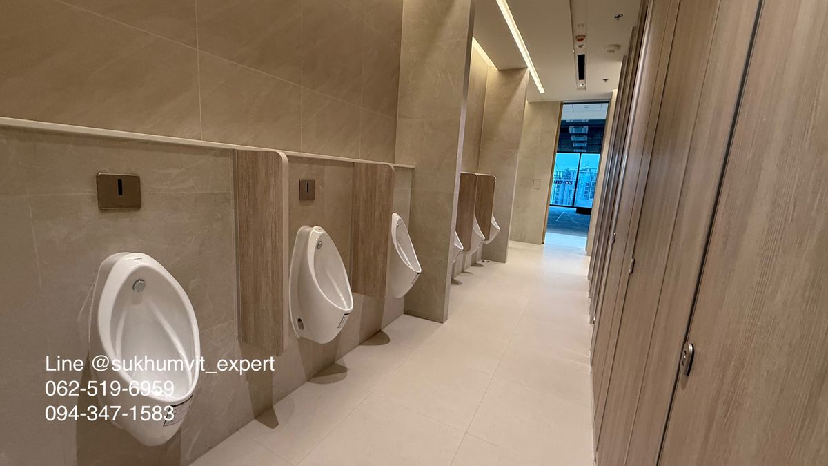 For RentOfficeSukhumvit, Asoke, Thonglor : Rental offices in the area of ​​Ekkamai near the train