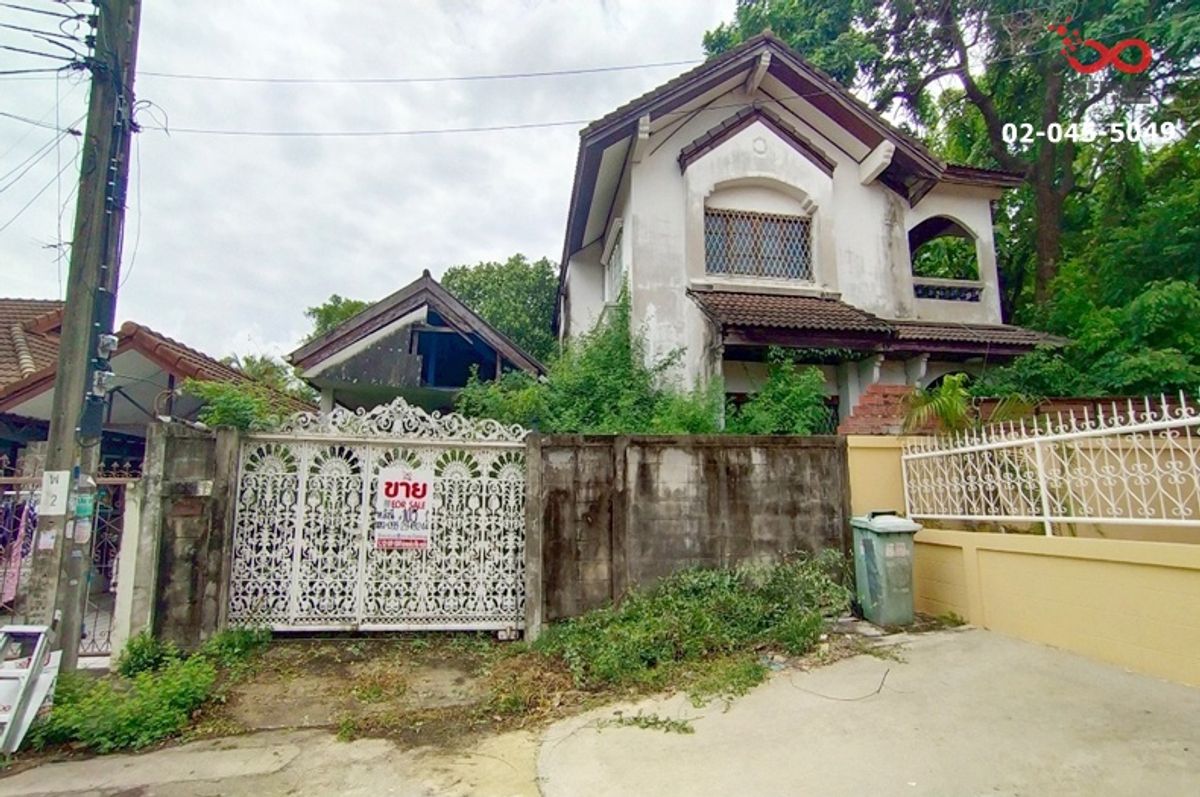 ขายบ้านสมุทรปราการ สำโรง : ขายบ้านเดี่ยว 2 ชั้น หลังริม 105 ตร.วา หมู่บ้านแฮปปี้เพลส 1 | ต้องปรับปรุง ถนนบางนา-ตราด ใกล้สุวรรณภูมิ