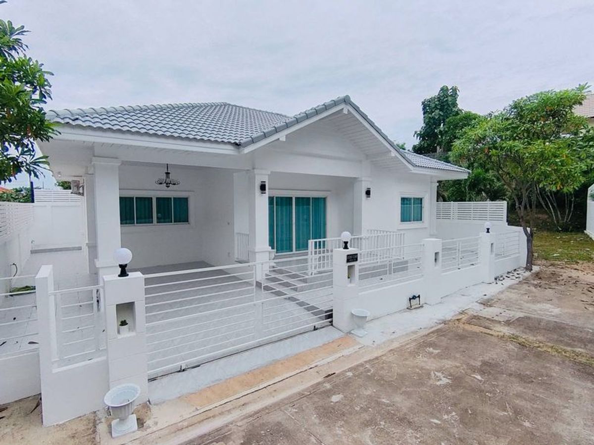 ขายบ้านพัทยา บางแสน ชลบุรี สัตหีบ : ขายบ้านเดี่ยวชั้นเดียว โครงการ มบ.คลาสสิคโฮม พัทยา บางละมุง ชลบุรี 