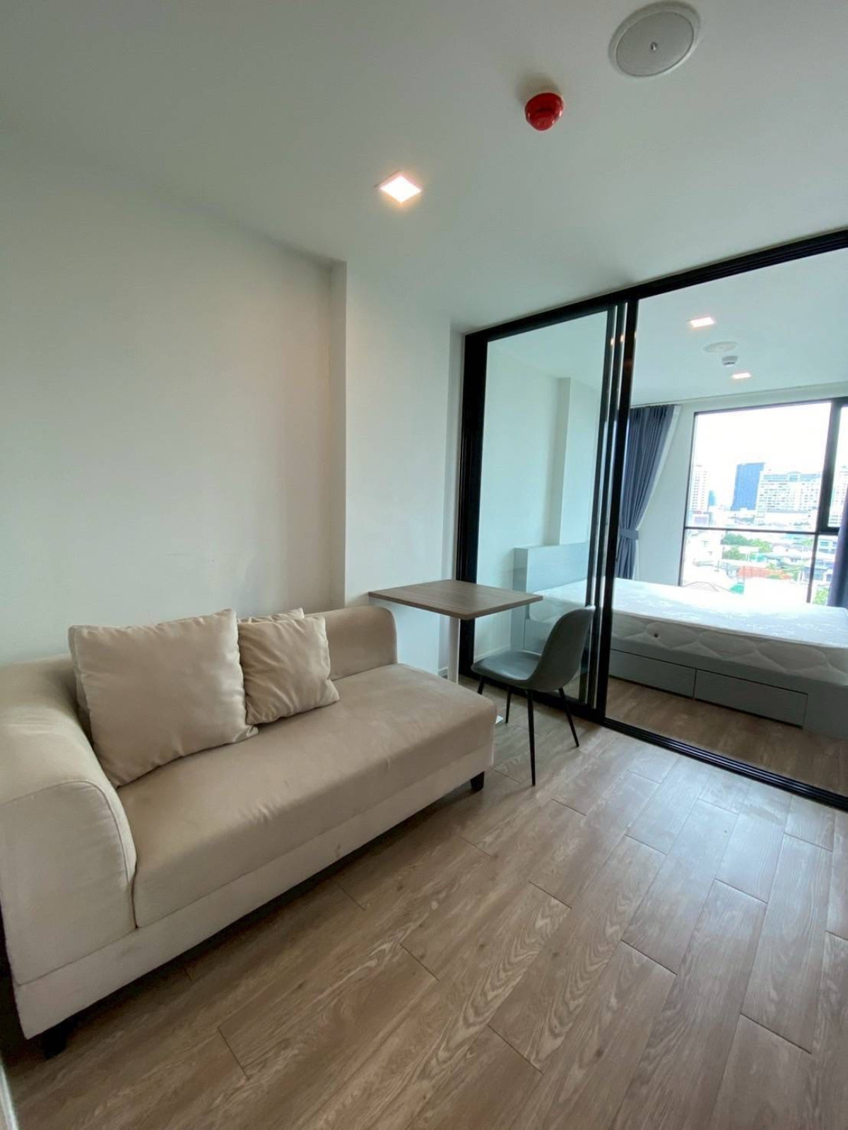 For SaleCondoLadprao, Central Ladprao : For Sale Condo , Atmoz Ladprao 15 , MRT-Lat Phrao , Chomphon , Chatuchak , Bangkok , CX-150027