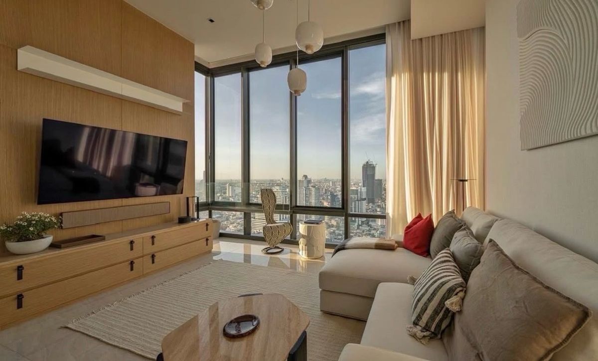 For RentCondoSilom, Saladaeng, Bangrak : For Rent📍Ashton Silom🛀2 Bed 2 Bath📞0639399665