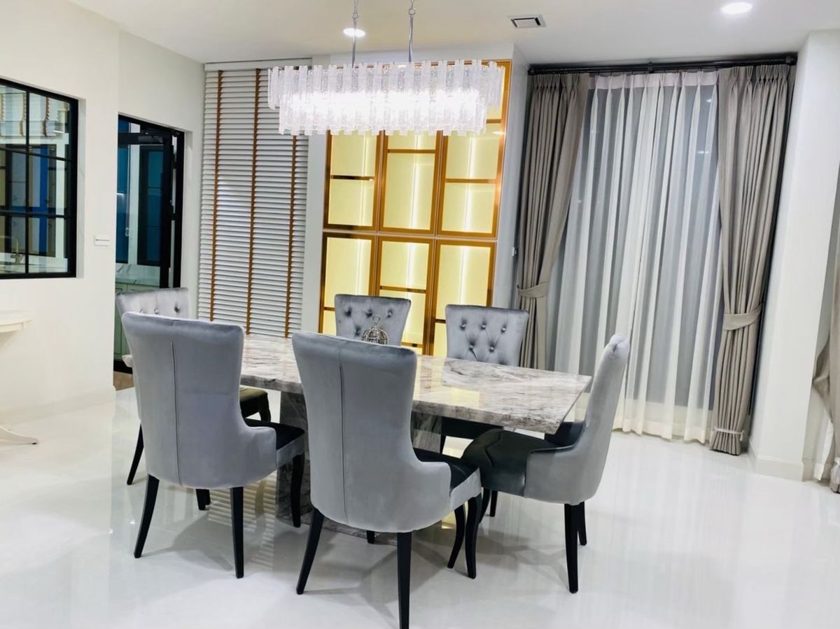 For RentHousePattanakan, Srinakarin : Luxury House at Rama 9-Krungthepkreetha for rent and sale