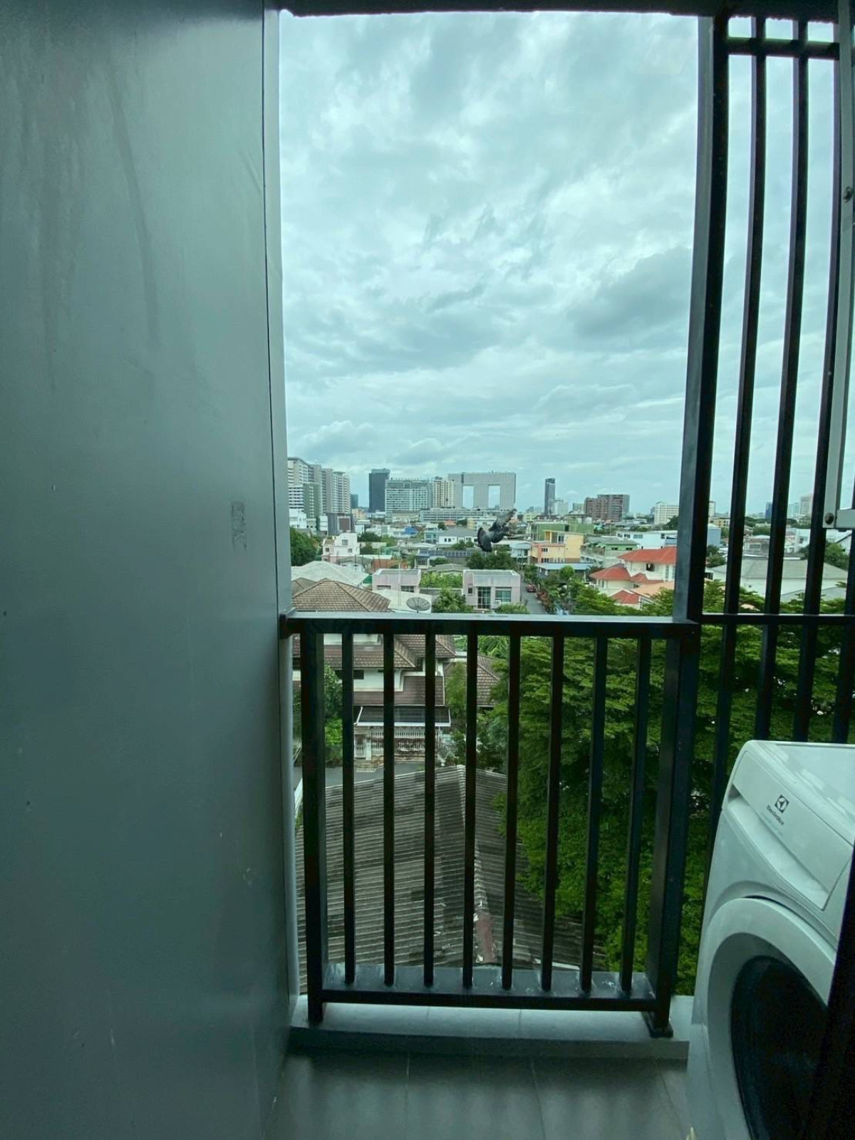 ขายคอนโดลาดพร้าว เซ็นทรัลลาดพร้าว : ขายคอนโด  แอทโมซ ลาดพร้าว 15 MRT-ลาดพร้าว จอมพล  เขต จตุจักร กรุงเทพ CX-150027