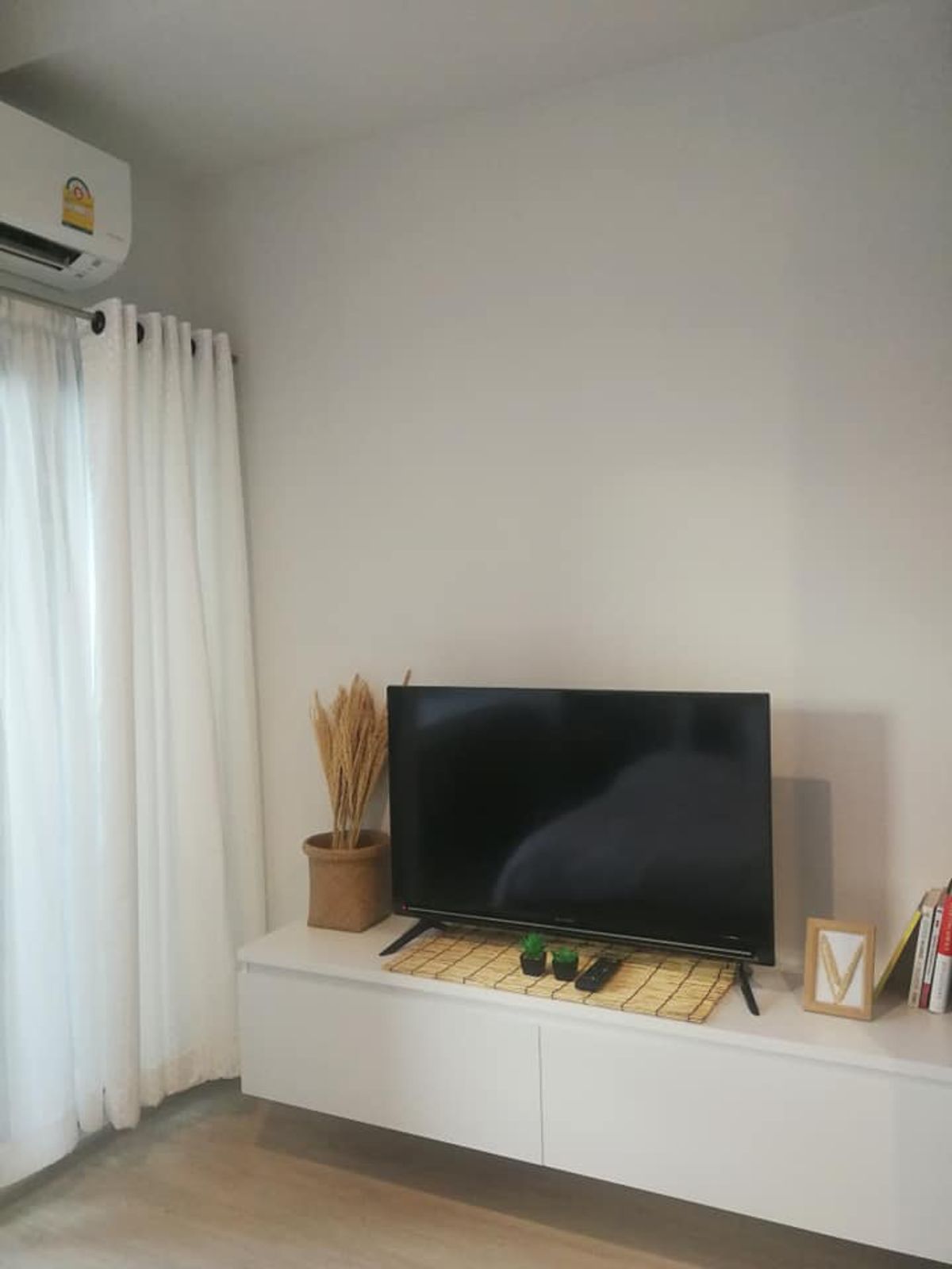 For RentCondoRama9, Petchburi, RCA : 🔥 Rent IDEO NEW RAMA 9 🔥 📍 Near Airport Link Ramkhamhaeng 🚆 Convenient transportation